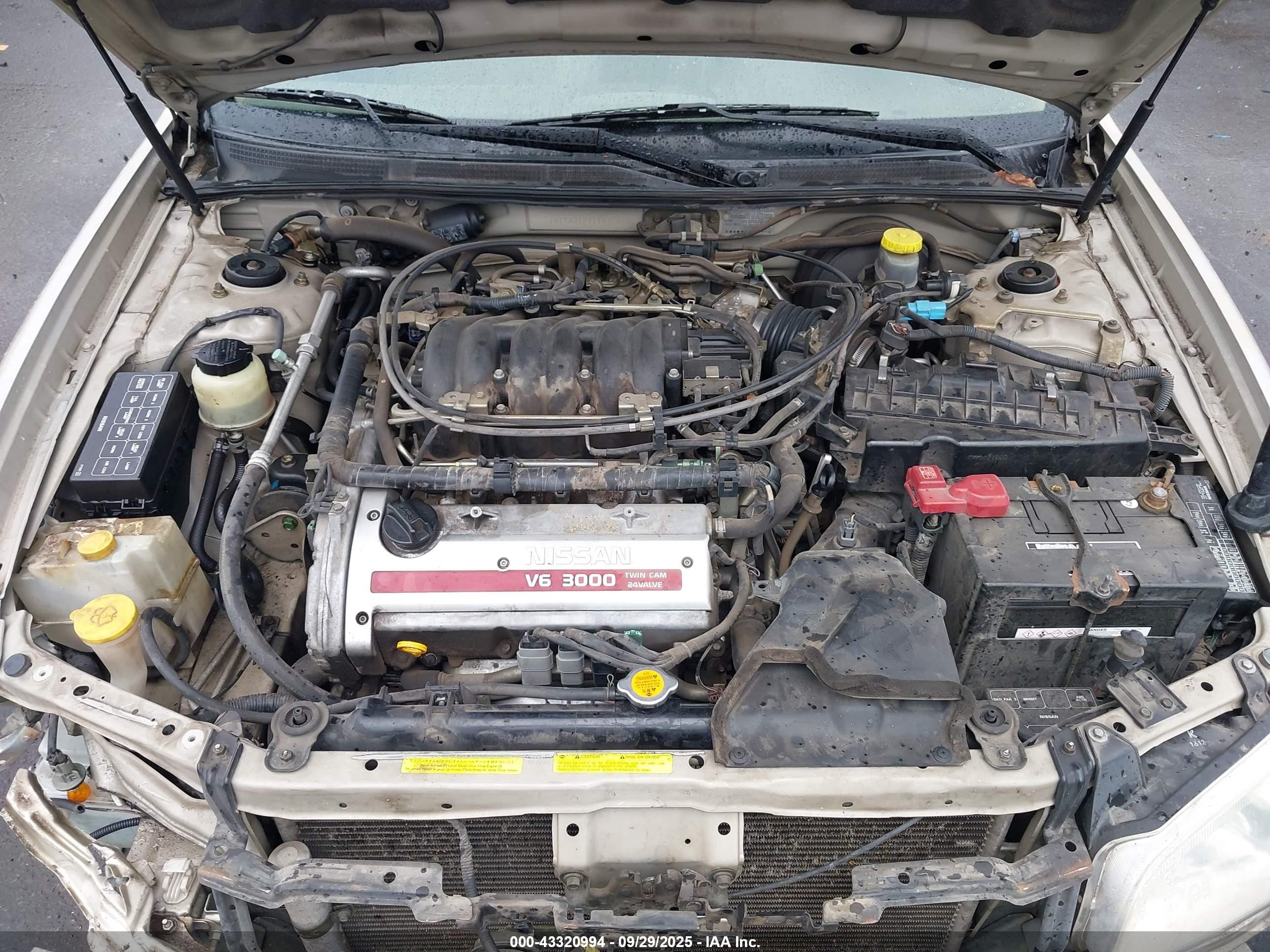 2001 Nissan Maxima Gxe Brown vin: JN1CA31DX1T632438