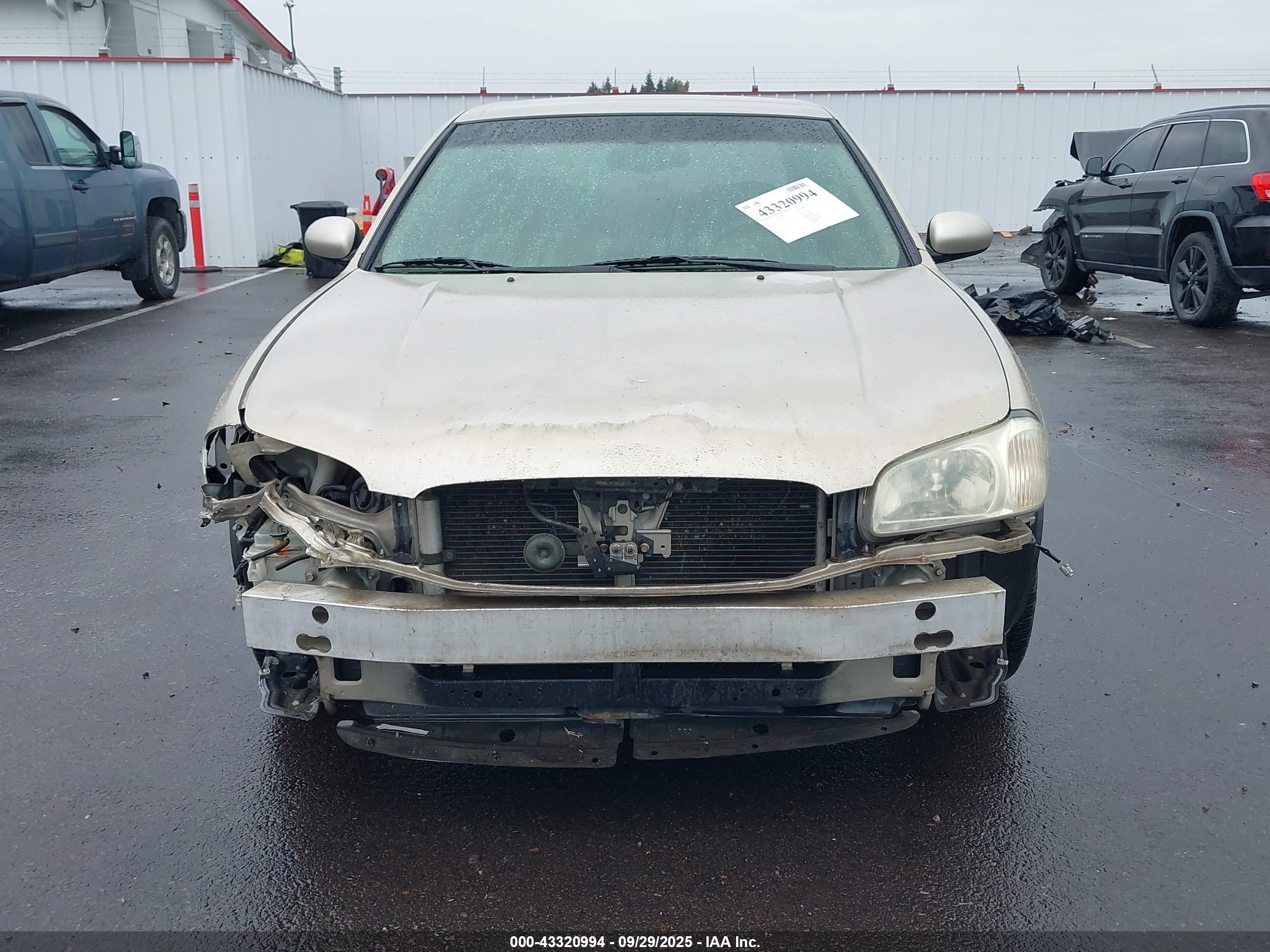 2001 Nissan Maxima Gxe Brown vin: JN1CA31DX1T632438