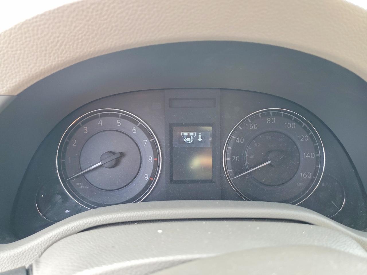 2010 Infiniti G37 Silver vin: JN1CV6AP0AM203819