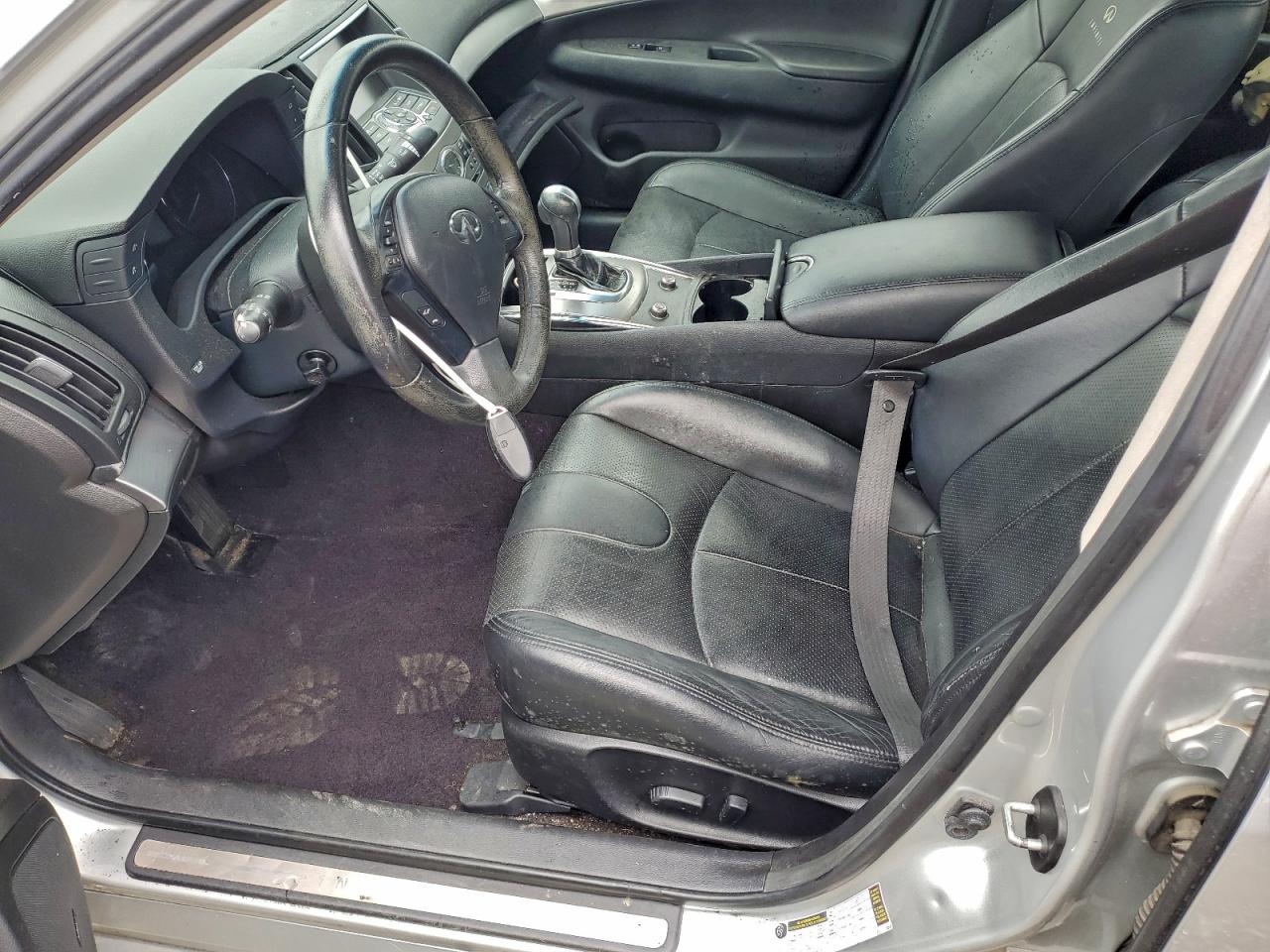 2011 Infiniti G37 Base Silver vin: JN1CV6AP0BM302481