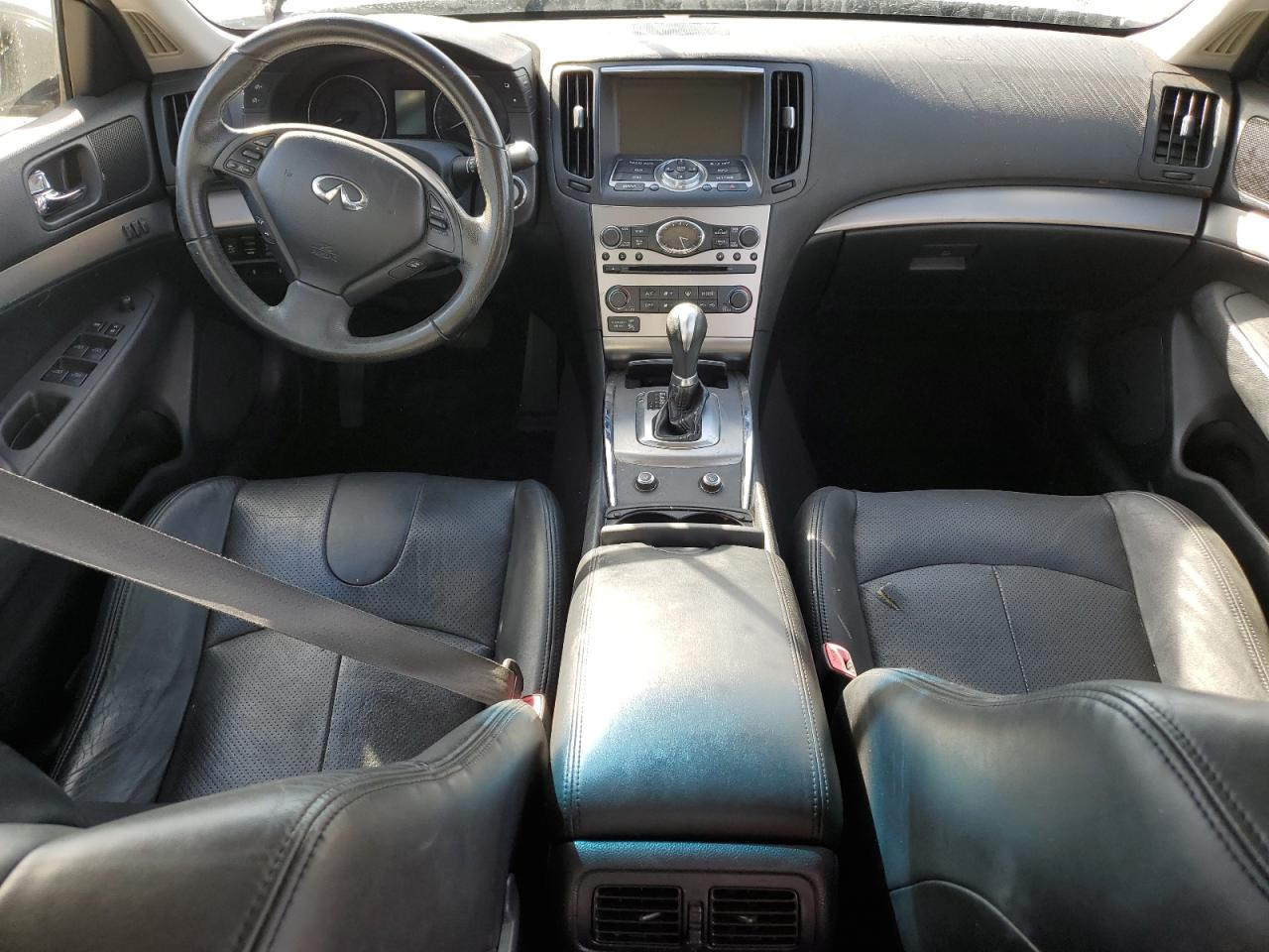 2011 Infiniti G37 Base Silver vin: JN1CV6AP0BM302481