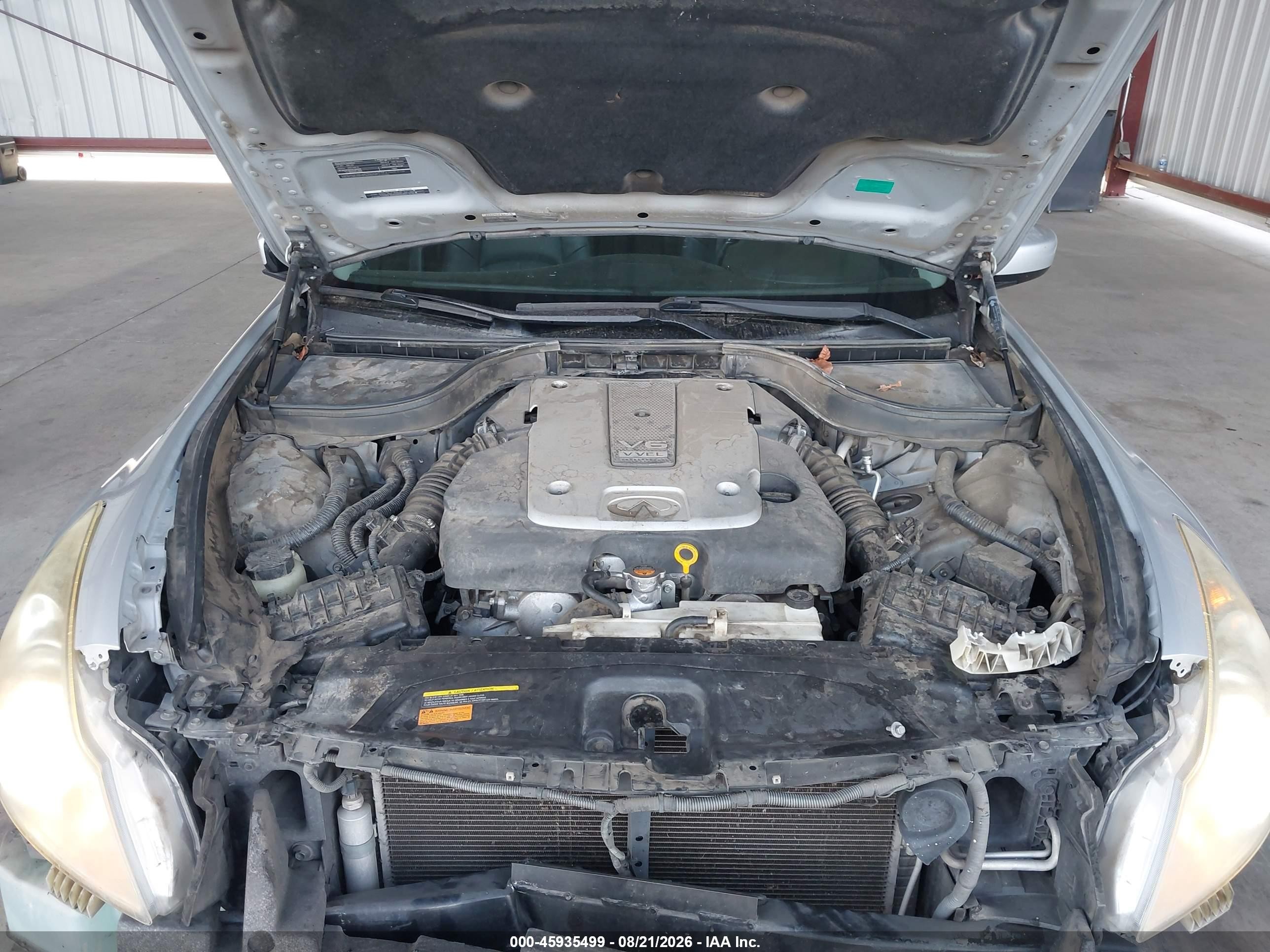 2011 Infiniti G37 Journey Серебряный vin: JN1CV6AP0BM303193