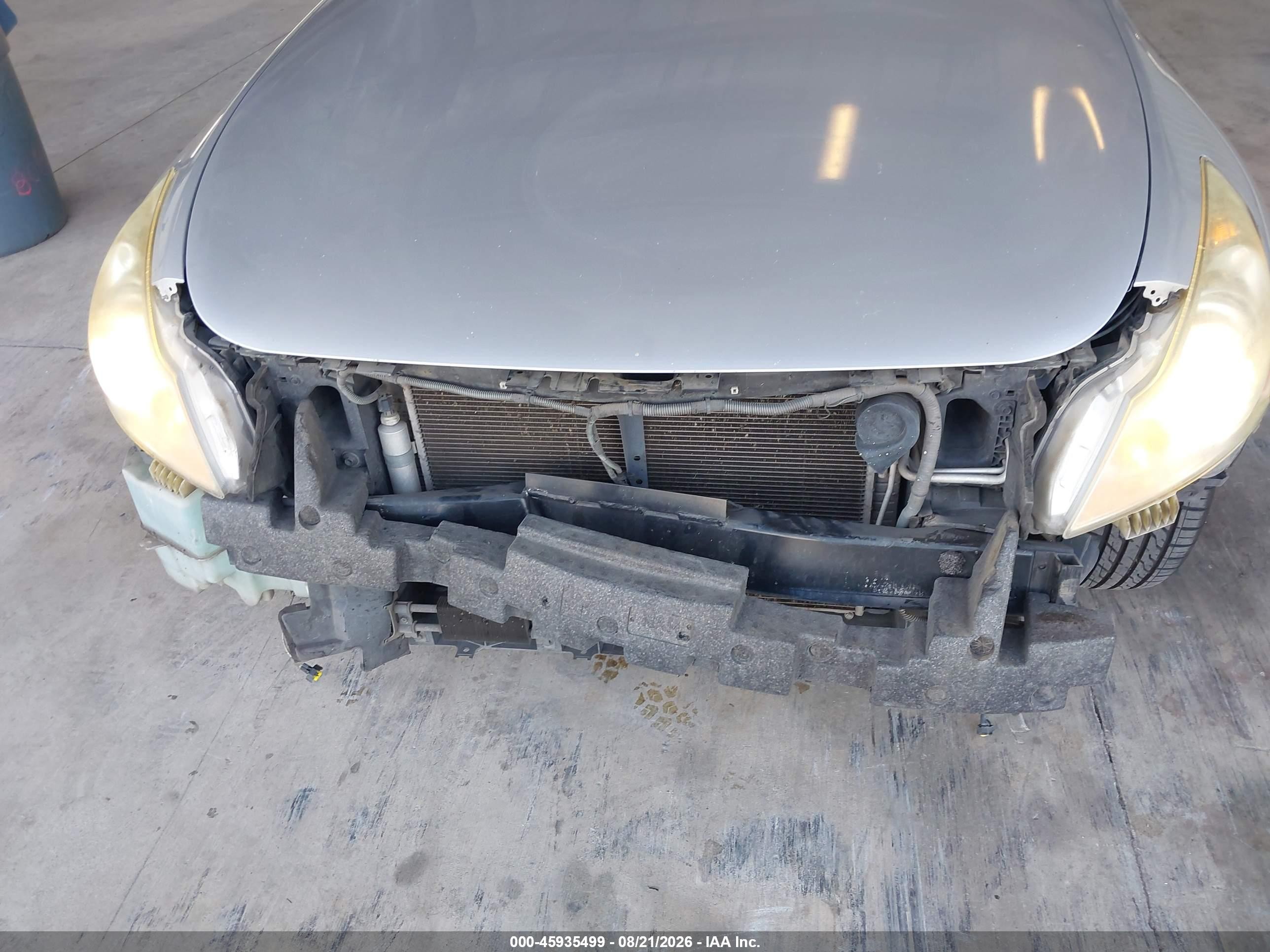 2011 Infiniti G37 Journey Серебряный vin: JN1CV6AP0BM303193