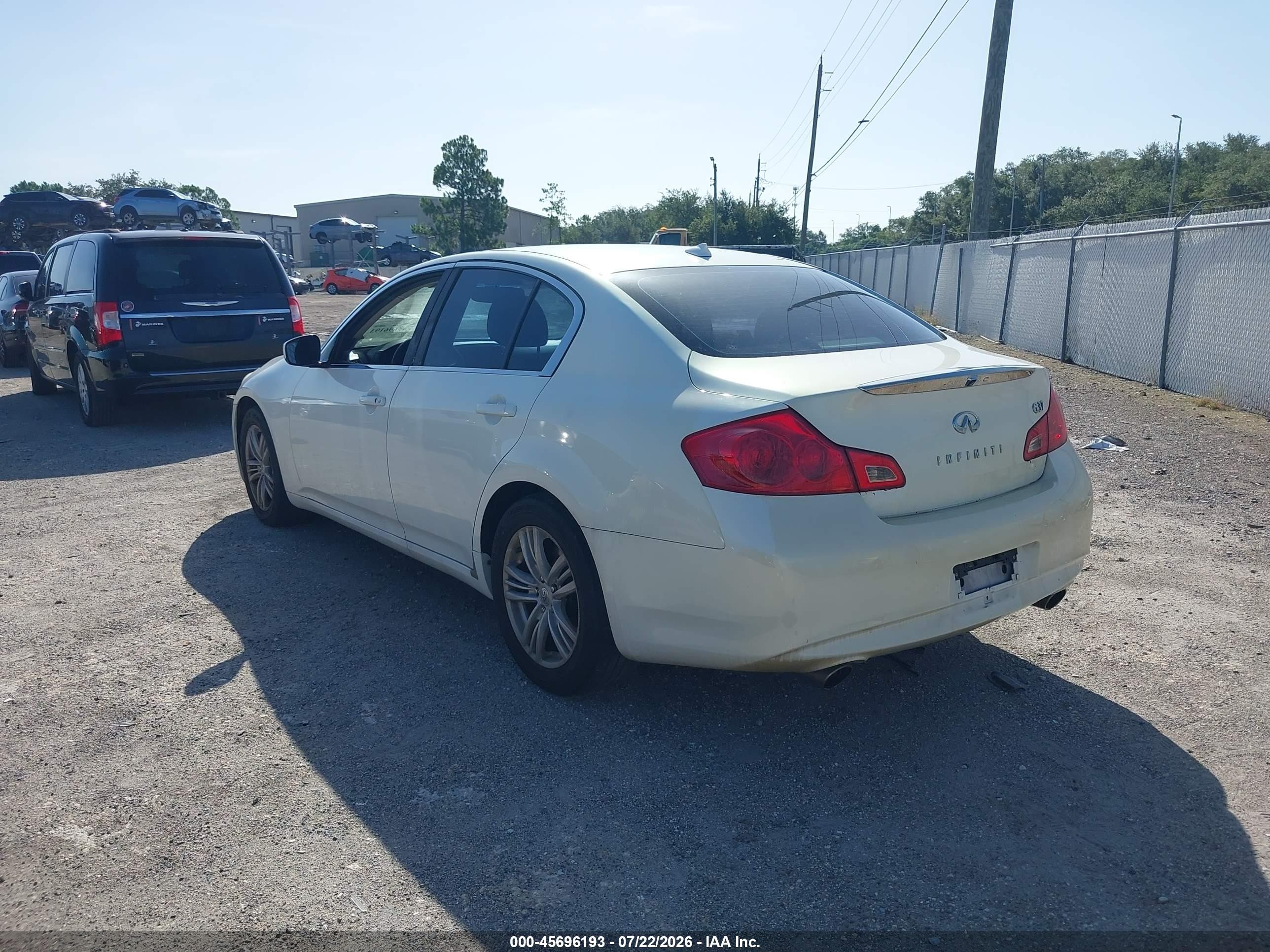 2011 Infiniti G37 Journey White vin: JN1CV6AP0BM506911