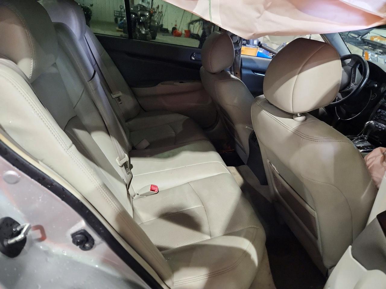 2012 Infiniti G37 Sedan Journey Silver vin: JN1CV6AP0CM622515
