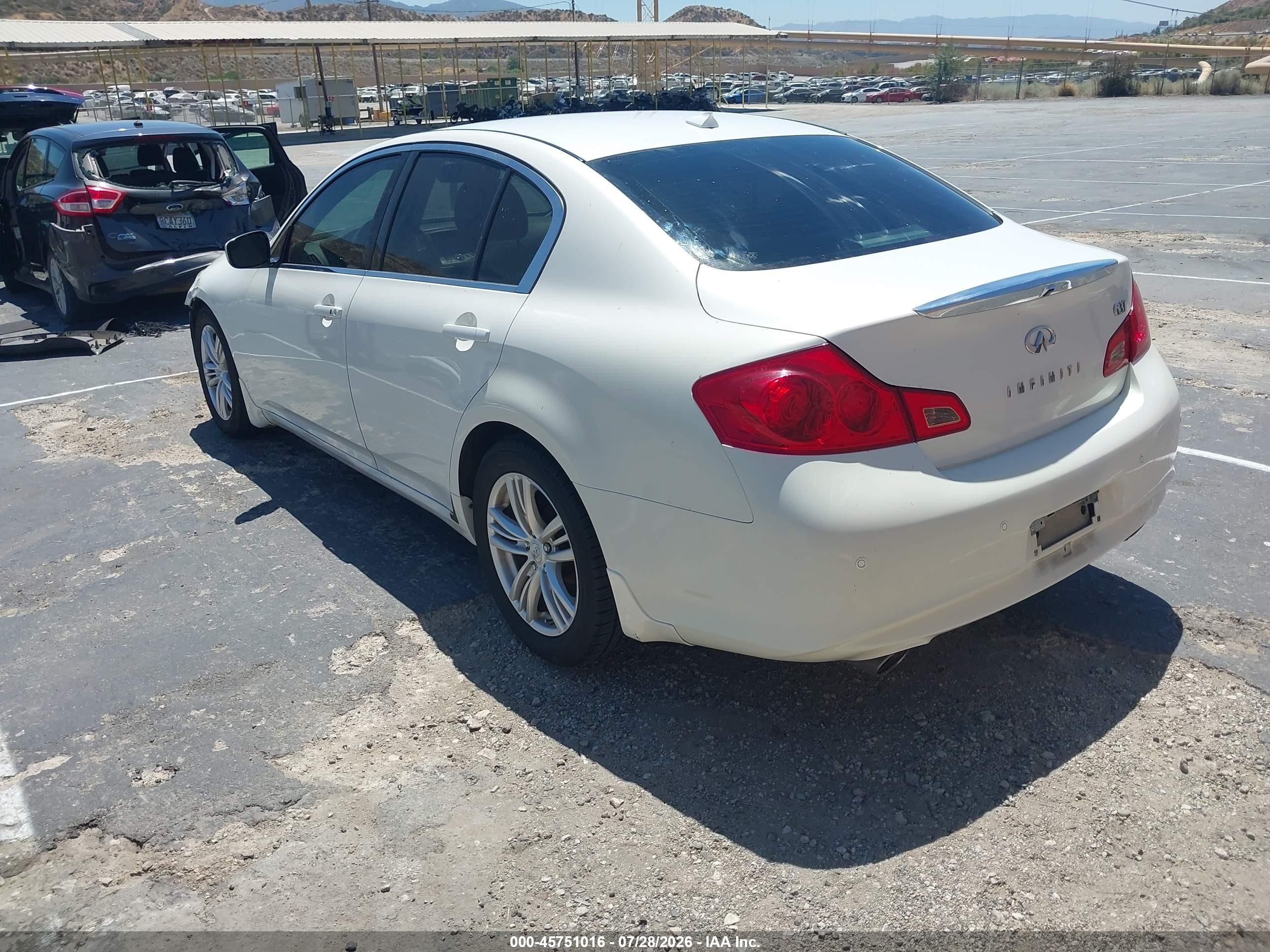 2012 Infiniti G37 Journey White vin: JN1CV6AP0CM931353