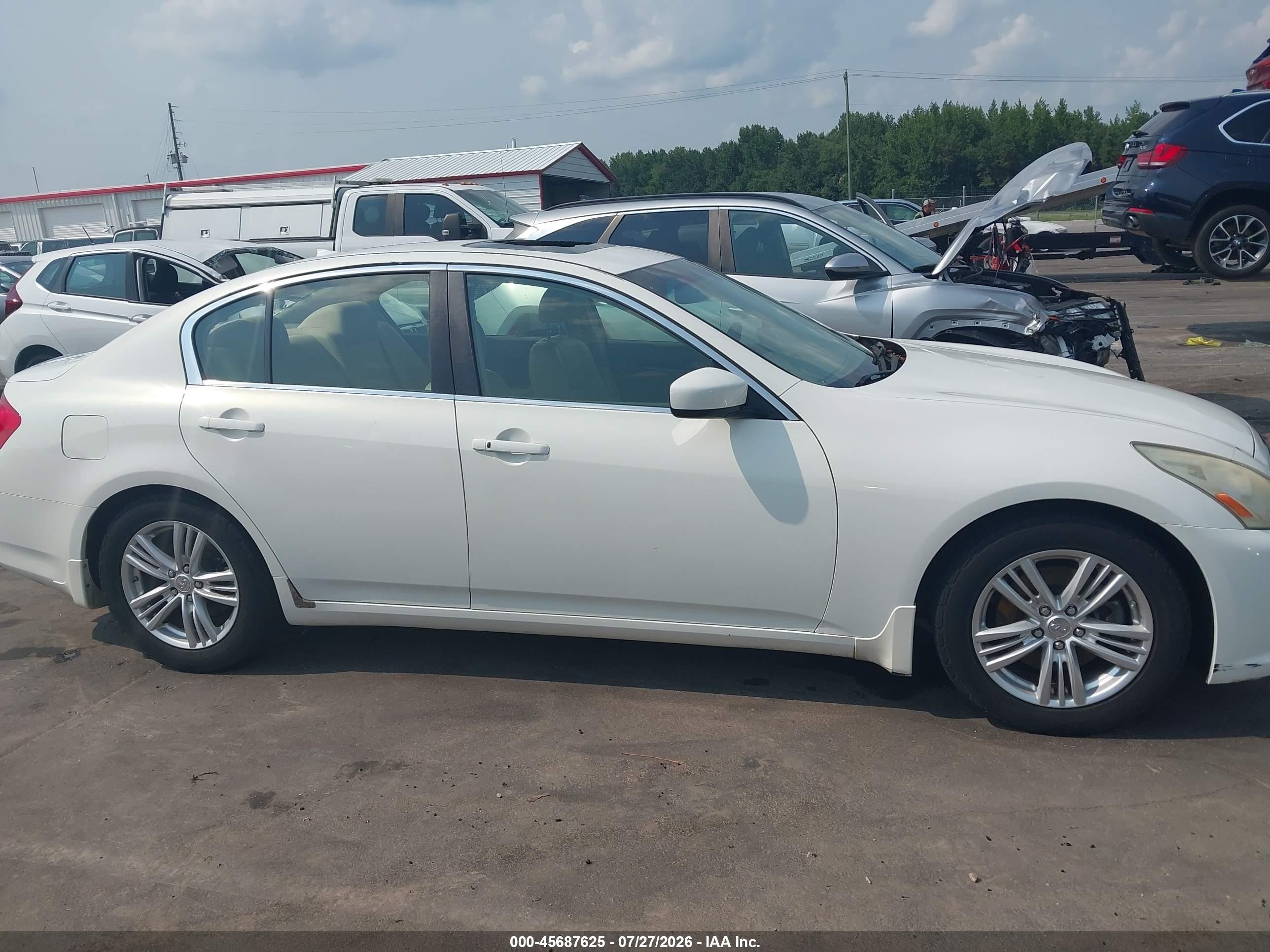 2013 Infiniti G37 Journey White vin: JN1CV6AP0DM715794