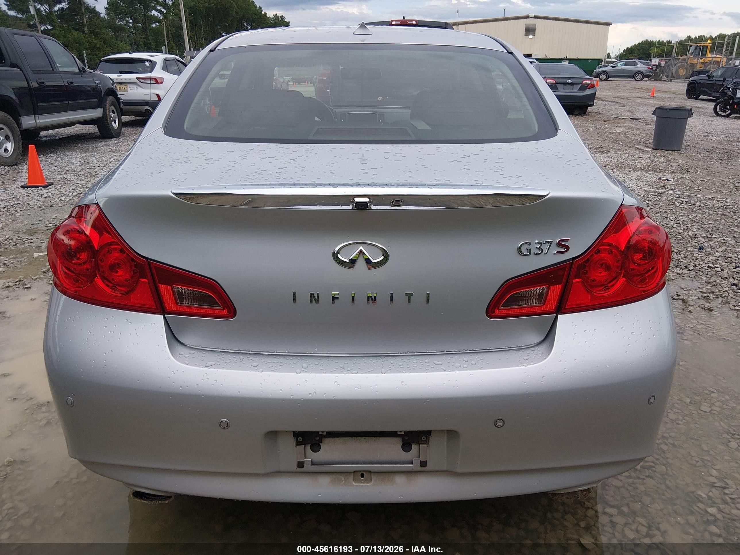2013 Infiniti G37 Journey Серебряный vin: JN1CV6AP0DM716430