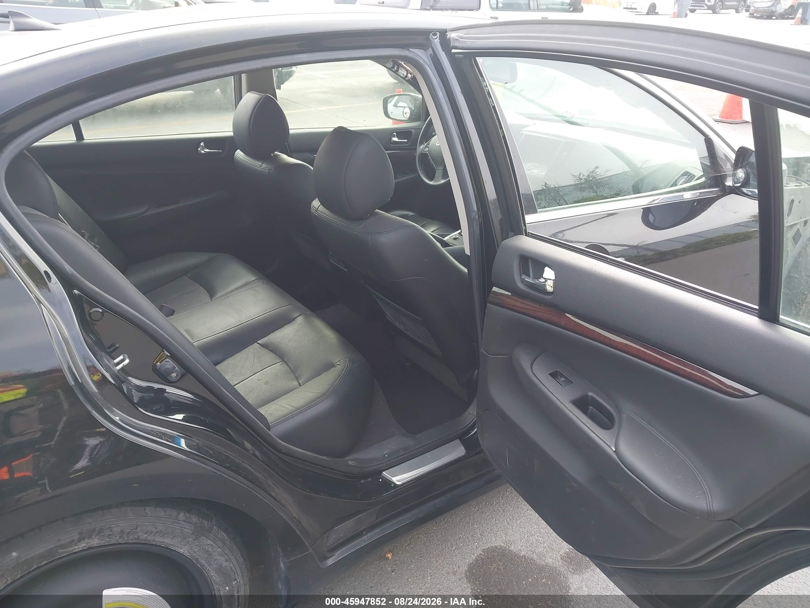 2013 Infiniti G37 Journey Черный vin: JN1CV6AP0DM717626