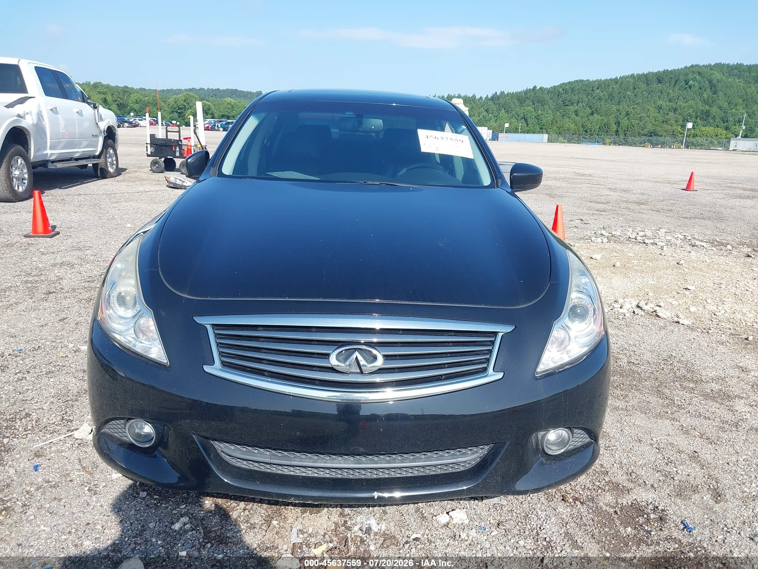 2015 Infiniti Q40   Black vin: JN1CV6AP0FM501892