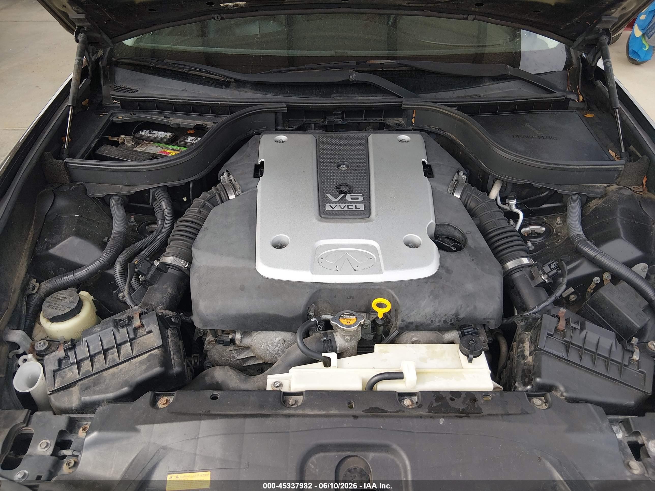 2015 Infiniti Q40   Black vin: JN1CV6AP0FM501987