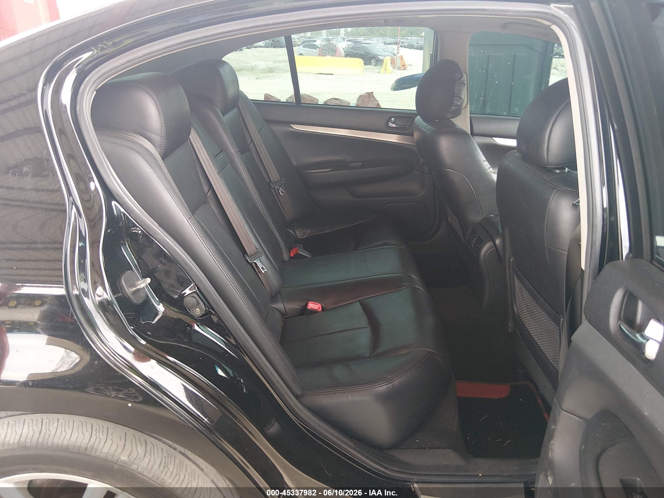 2015 Infiniti Q40   Black vin: JN1CV6AP0FM501987
