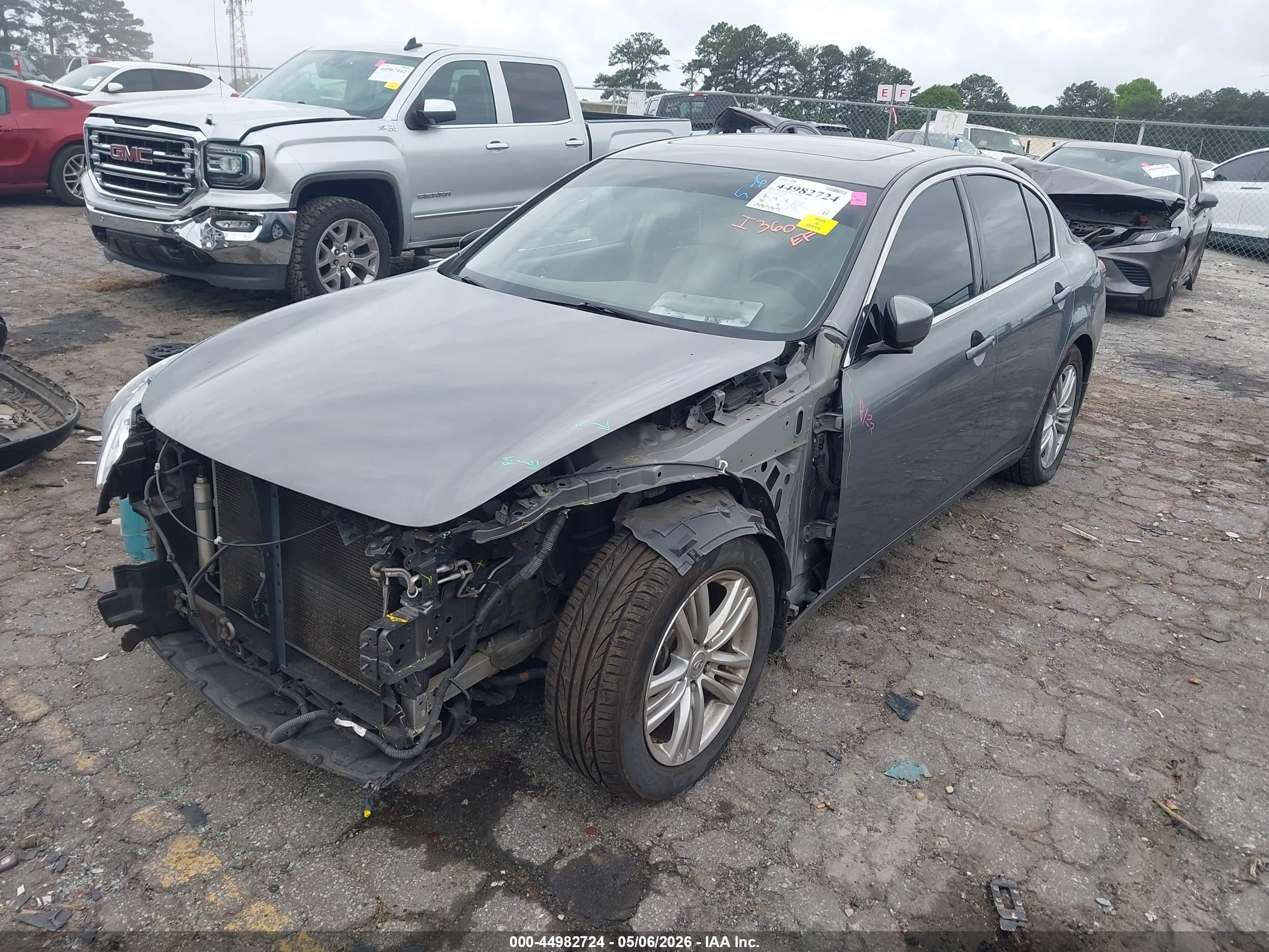 2015 Infiniti Q40   Серый vin: JN1CV6AP0FM502623