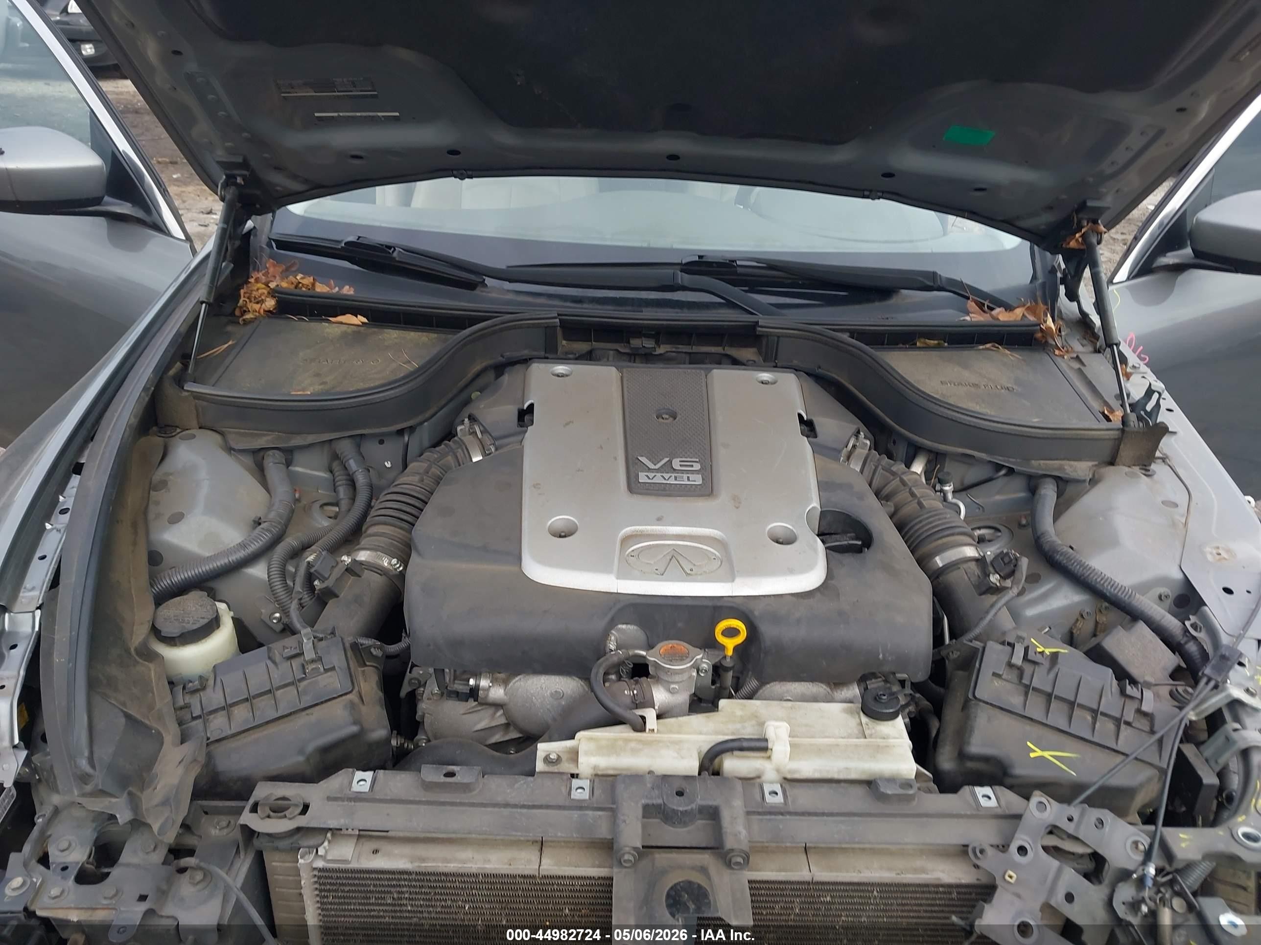 2015 Infiniti Q40   Серый vin: JN1CV6AP0FM502623