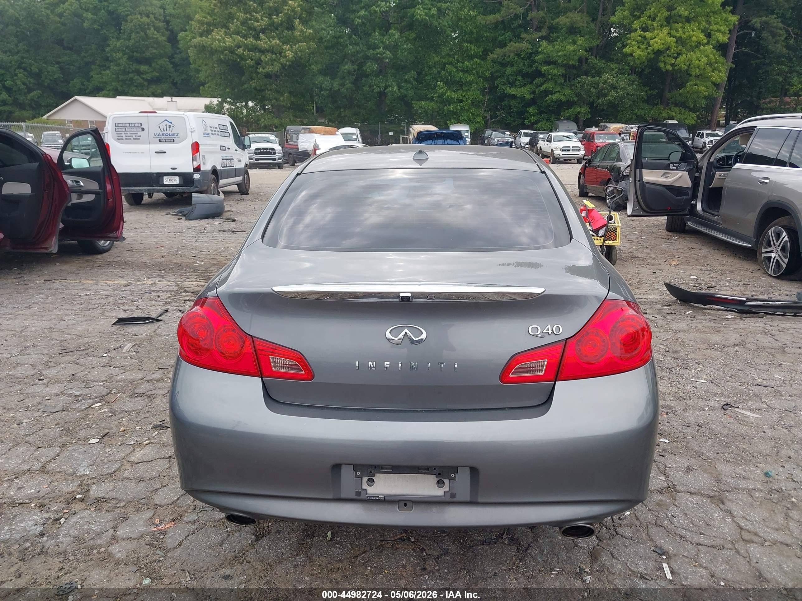 2015 Infiniti Q40   Серый vin: JN1CV6AP0FM502623