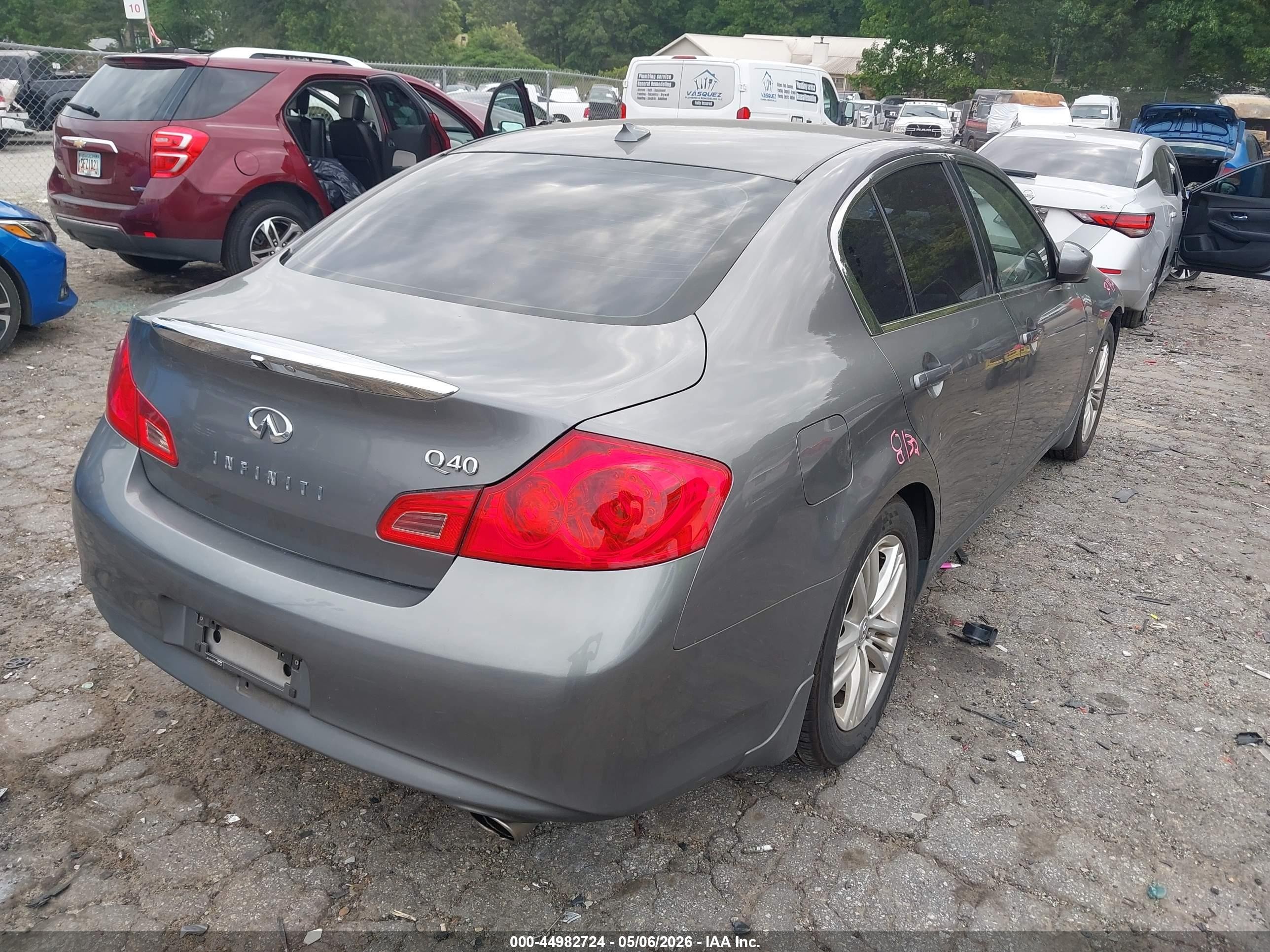 2015 Infiniti Q40   Серый vin: JN1CV6AP0FM502623