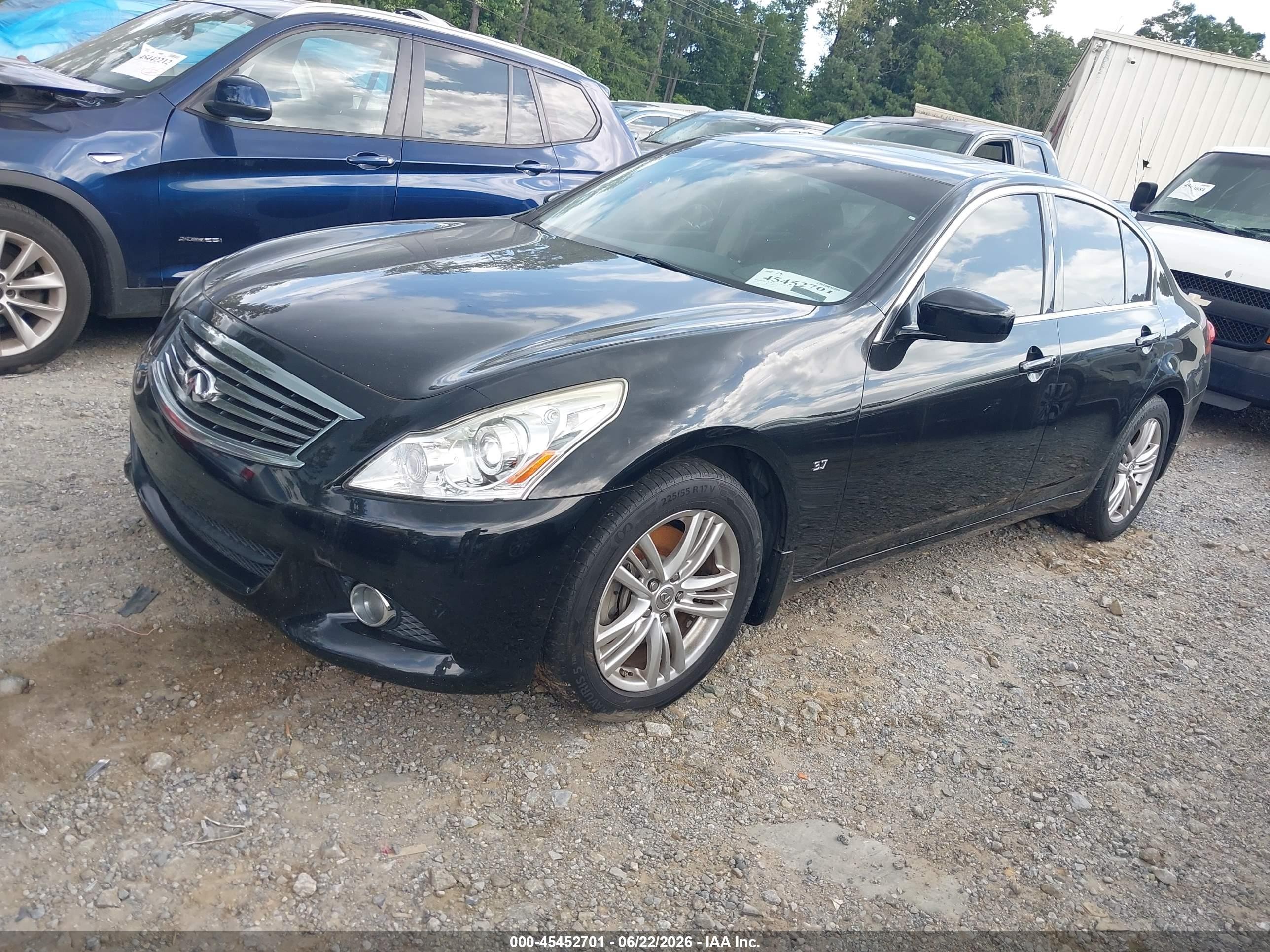 2015 Infiniti Q40   Черный vin: JN1CV6AP0FM502654