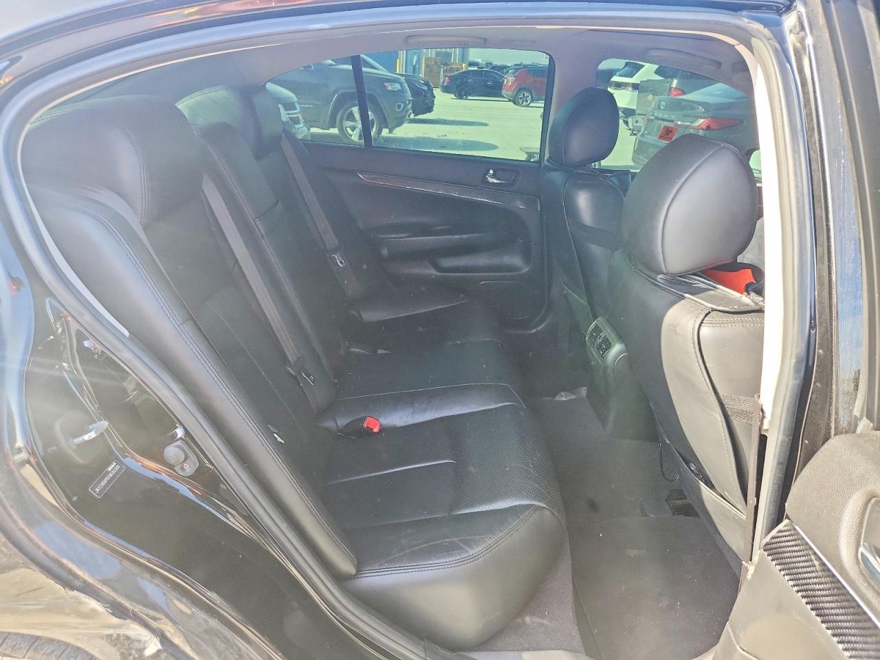 2015 Infiniti Q40 Base Черный vin: JN1CV6AP0FM580366