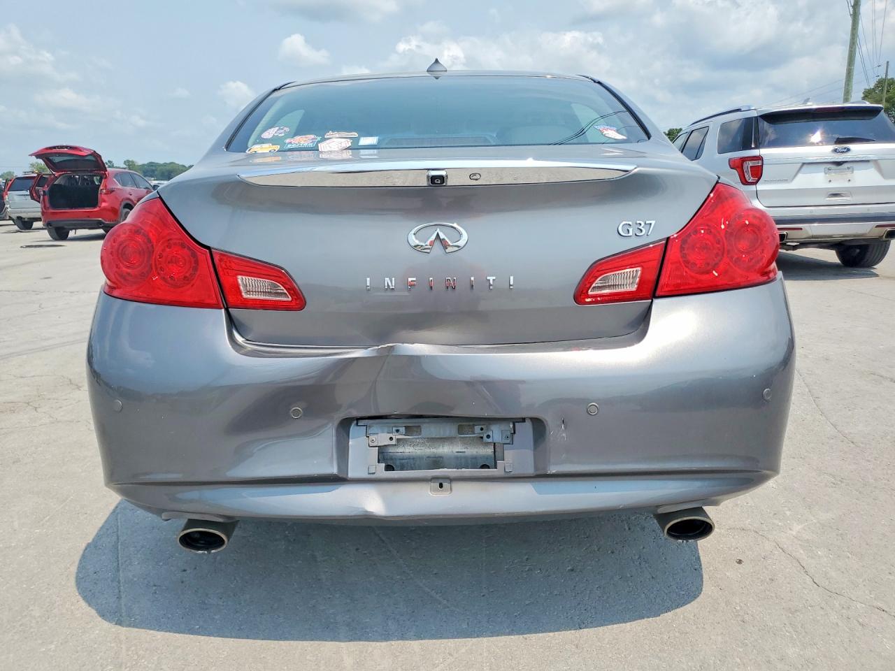2010 Infiniti Q50 Gray vin: JN1CV6AP1AM407061