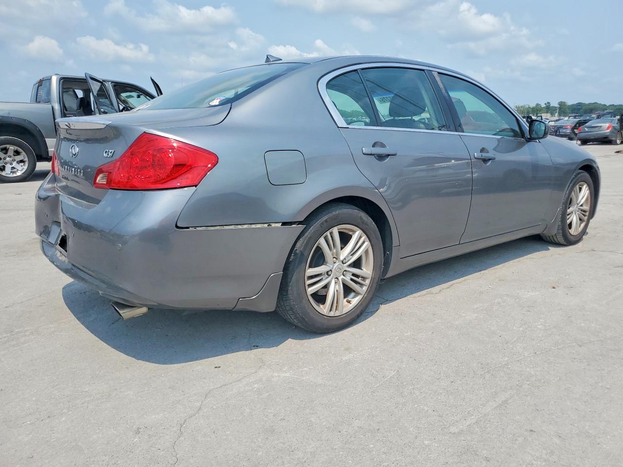 2010 Infiniti Q50 Gray vin: JN1CV6AP1AM407061