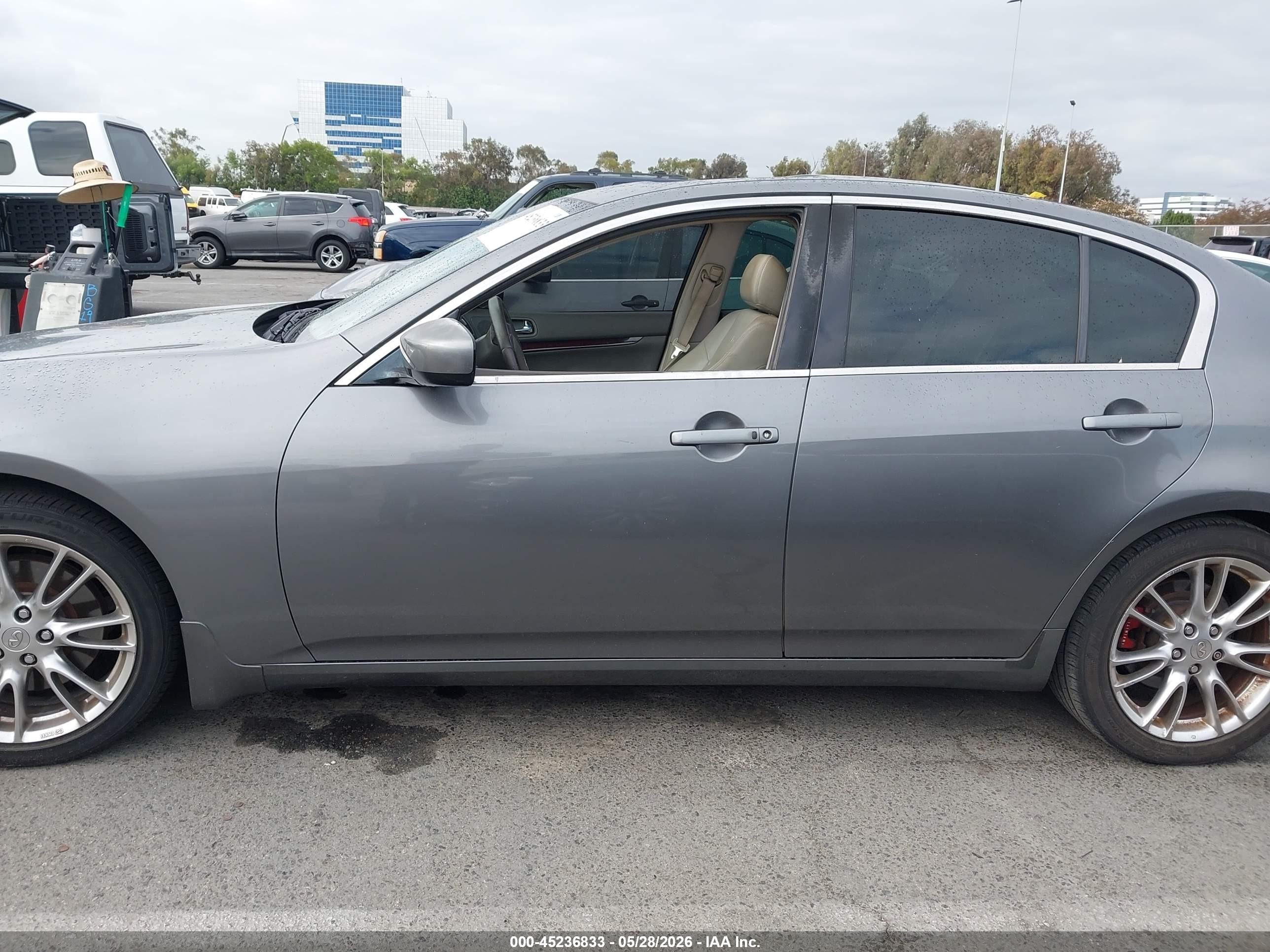 2011 Infiniti G37 Journey Gray vin: JN1CV6AP1BM500325