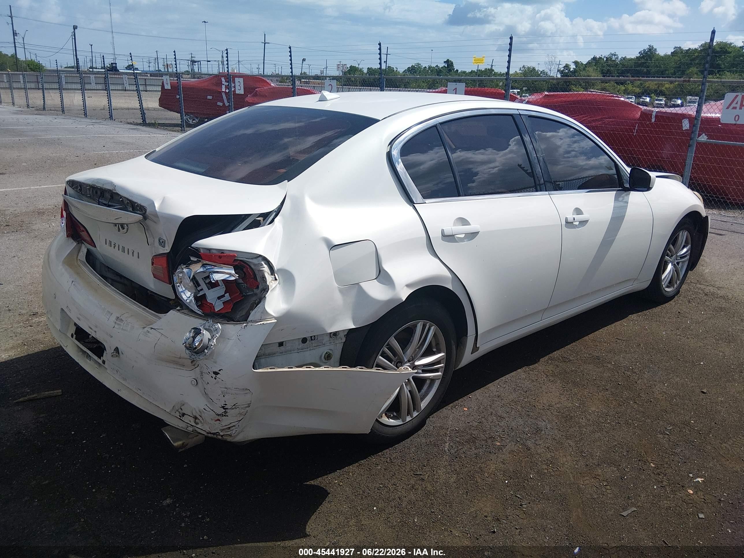 2011 Infiniti G37 Journey White vin: JN1CV6AP1BM506058