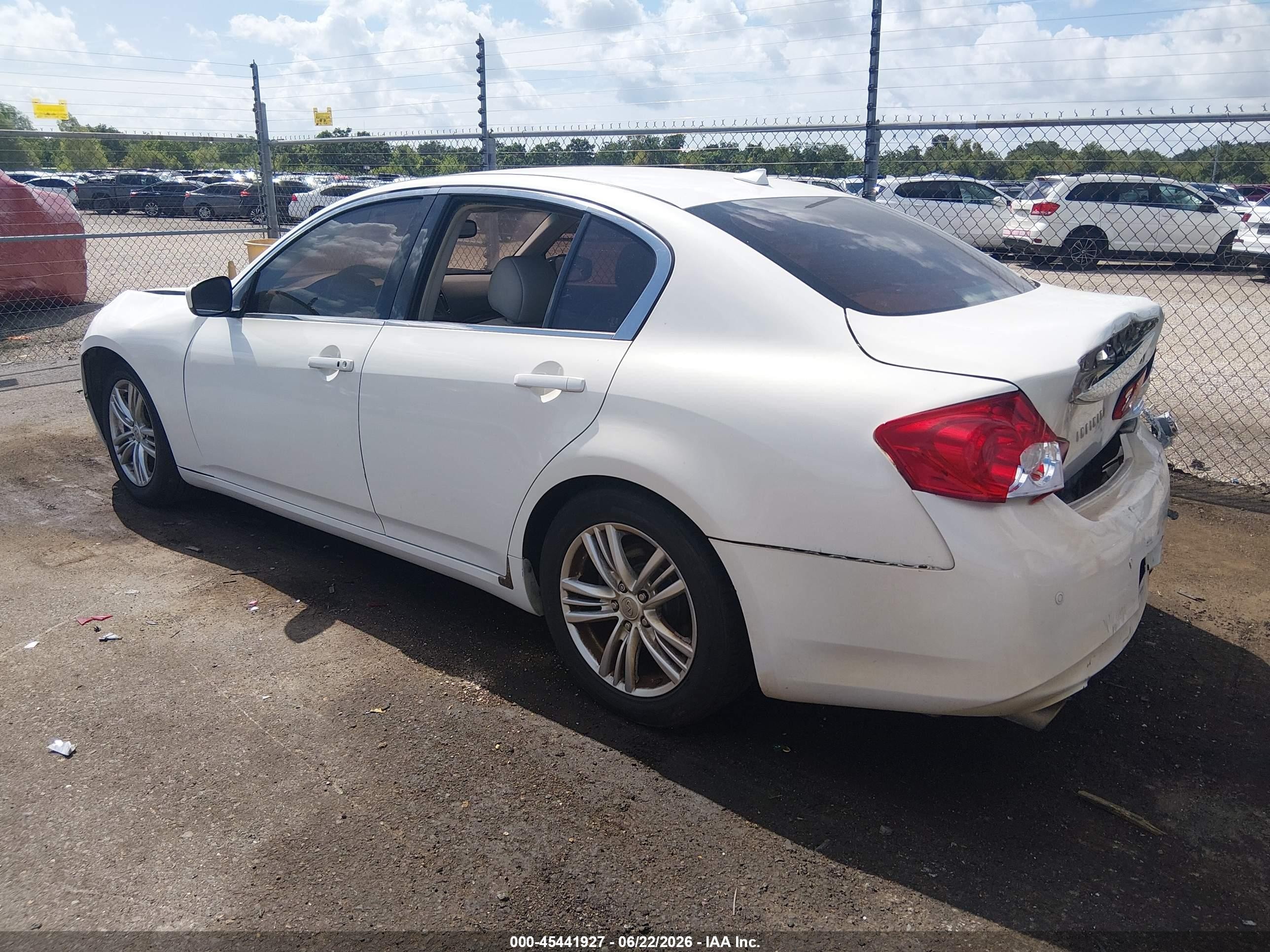 2011 Infiniti G37 Journey White vin: JN1CV6AP1BM506058