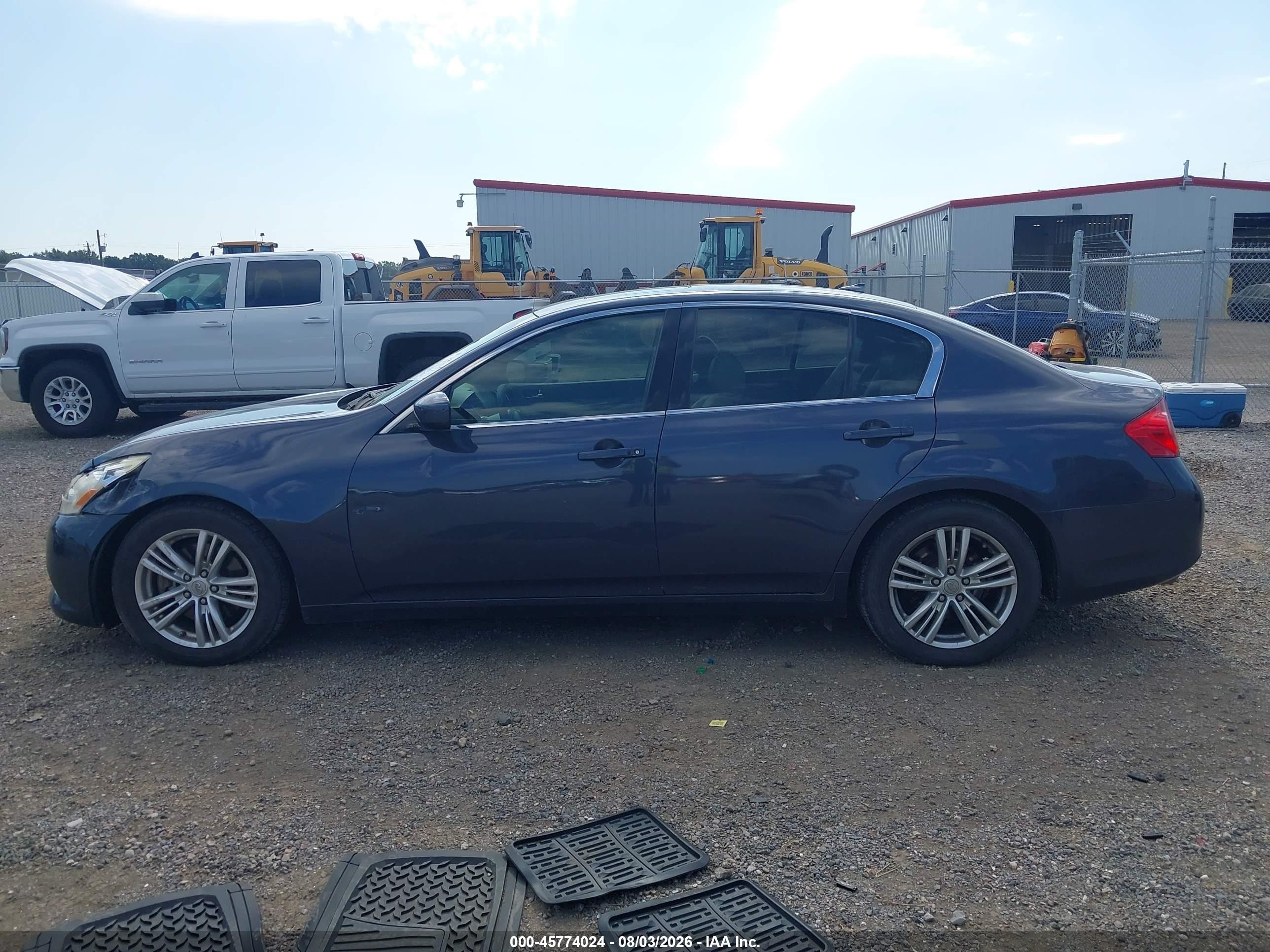 2011 Infiniti G37 Journey Gray vin: JN1CV6AP1BM510305