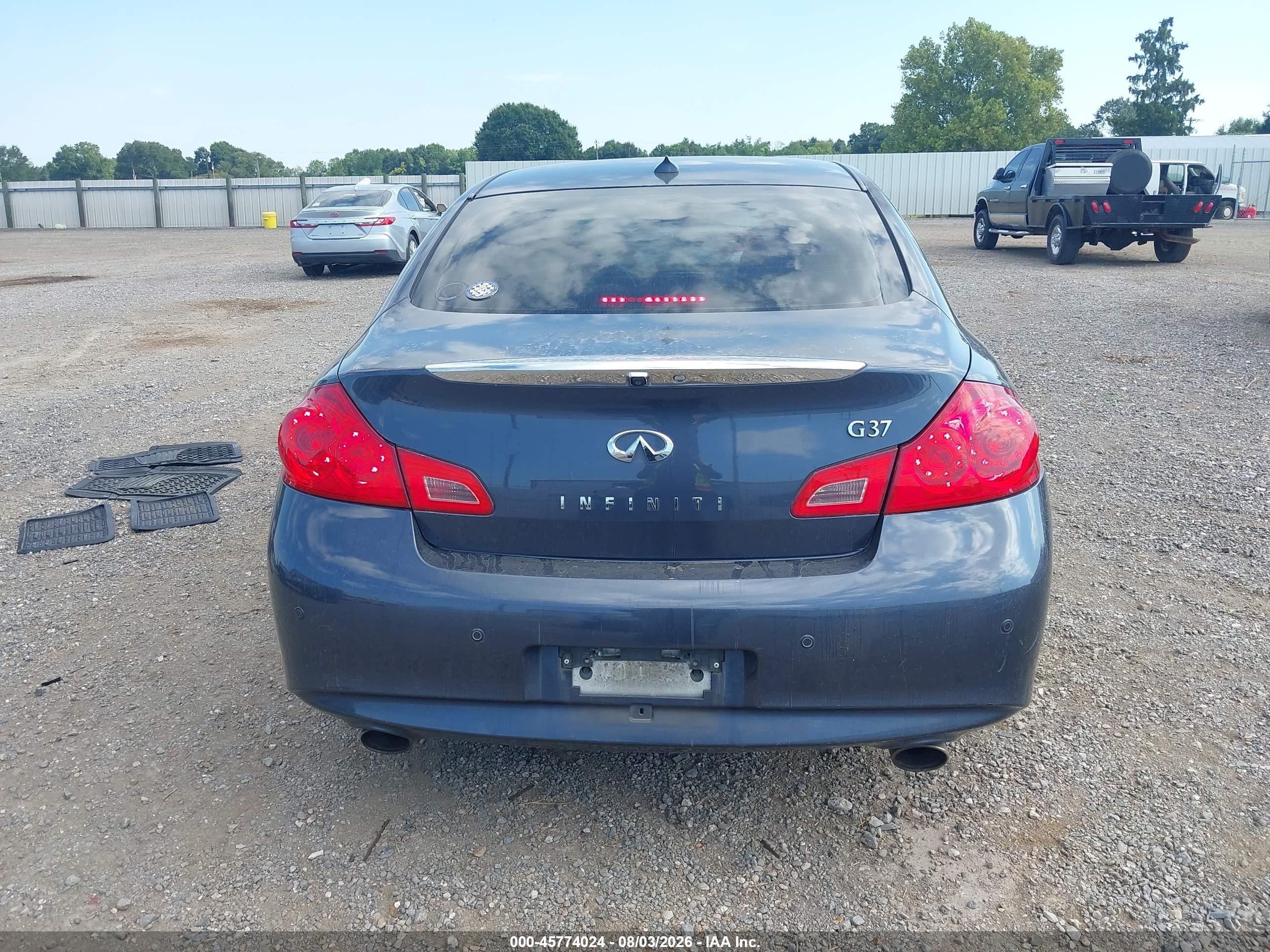 2011 Infiniti G37 Journey Gray vin: JN1CV6AP1BM510305
