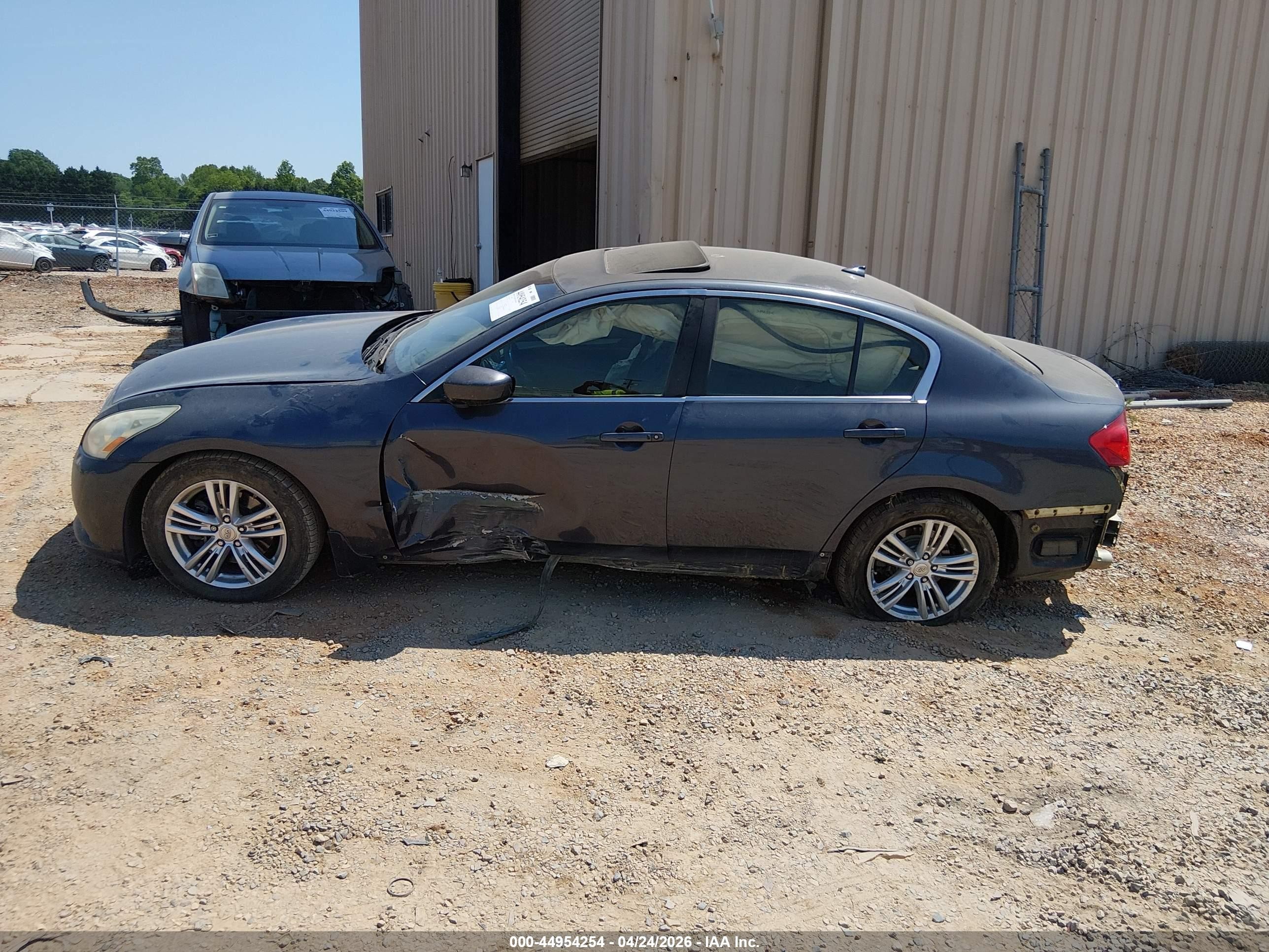 2013 Infiniti G37 Journey Black vin: JN1CV6AP1DM303772