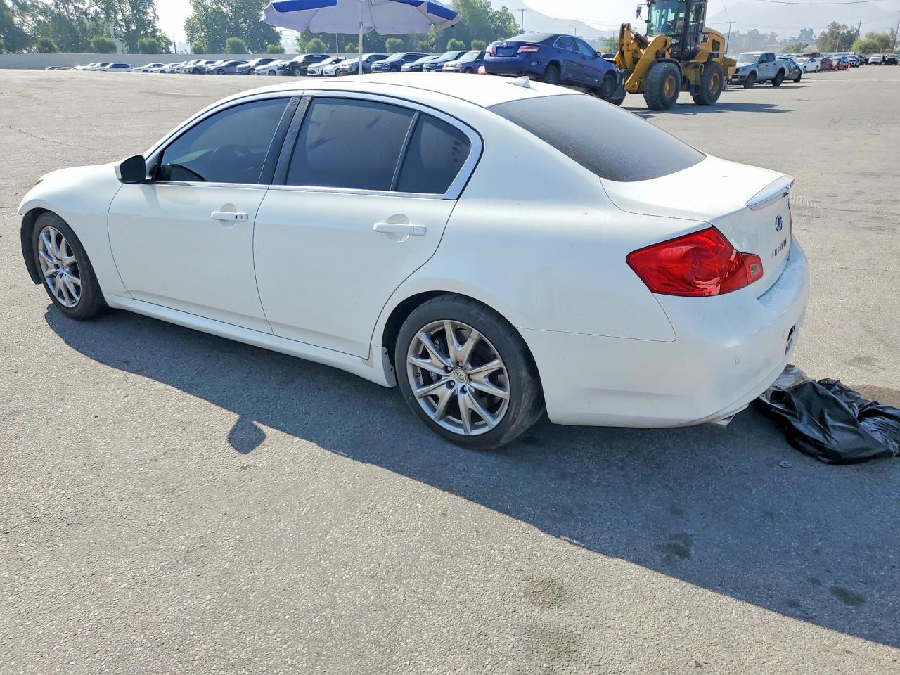2013 Infiniti G37 Sedan Journey Белый vin: JN1CV6AP1DM711320
