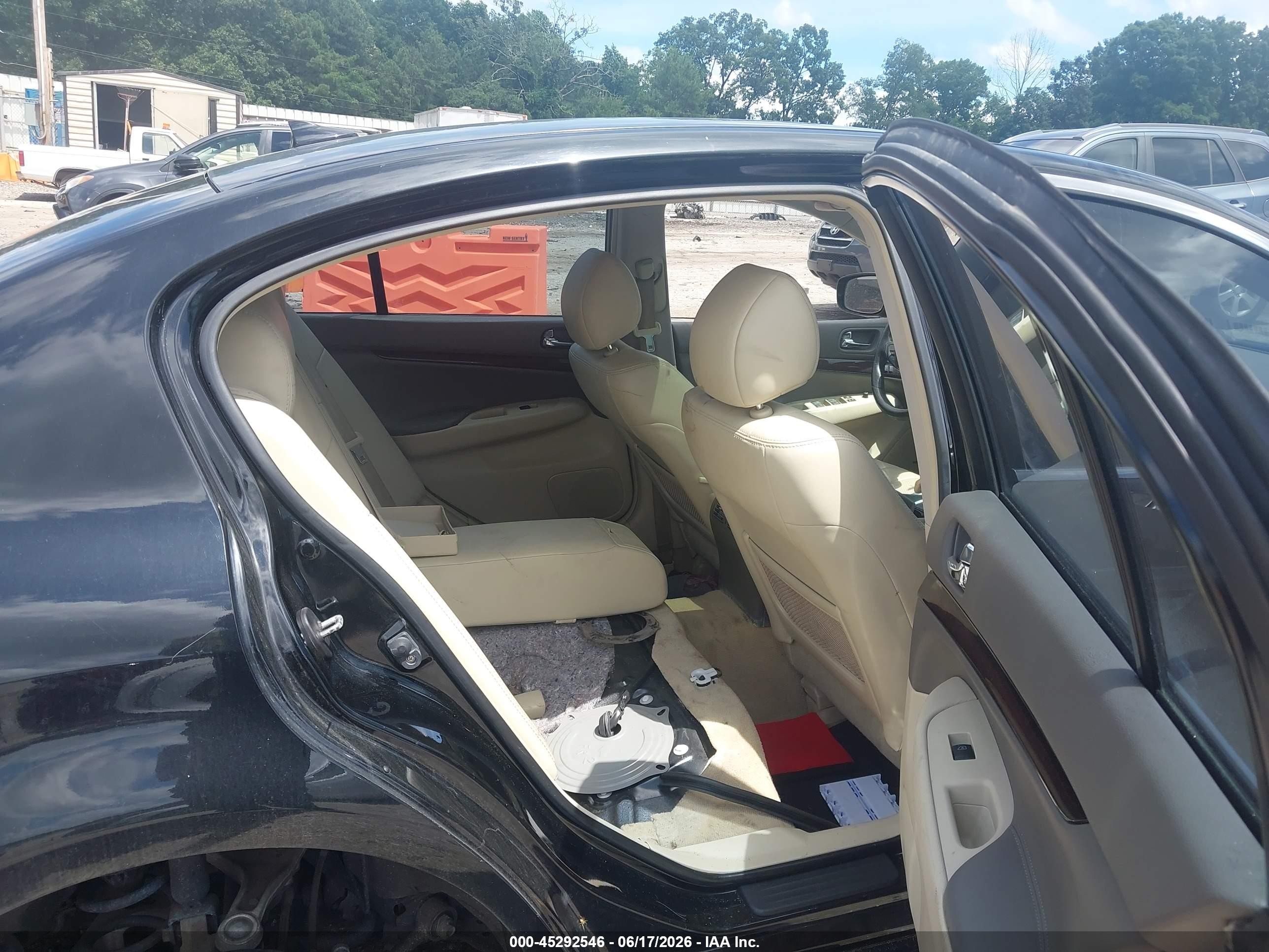 2013 Infiniti G37 Journey Черный vin: JN1CV6AP1DM720020