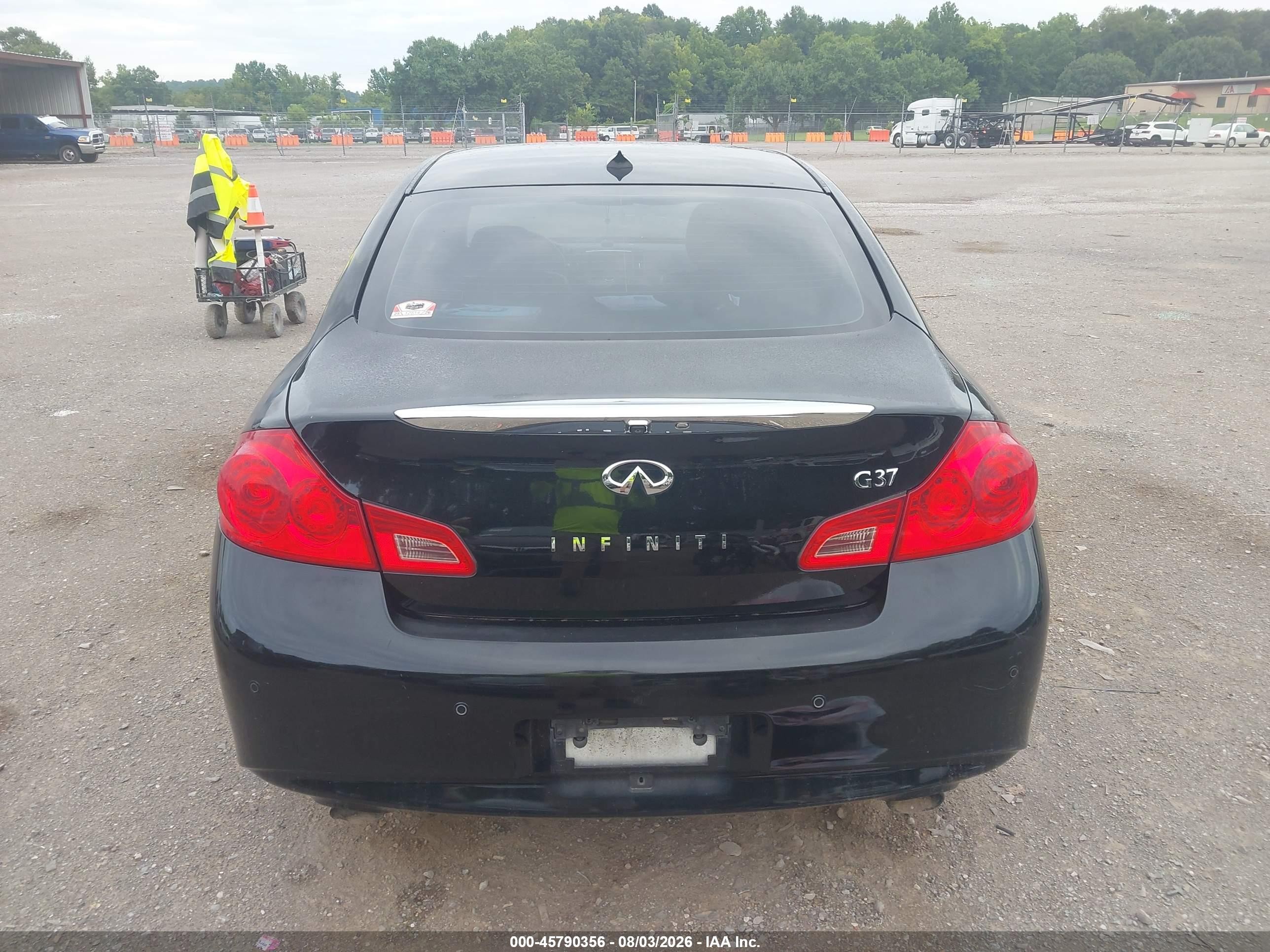 2013 Infiniti G37 Journey Black vin: JN1CV6AP1DM720910