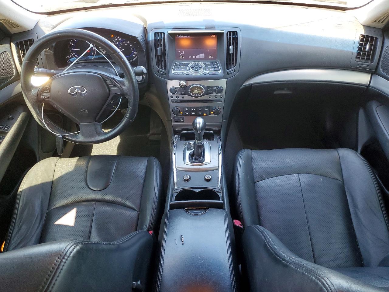2015 Infiniti Q40 Base White vin: JN1CV6AP1FM503375