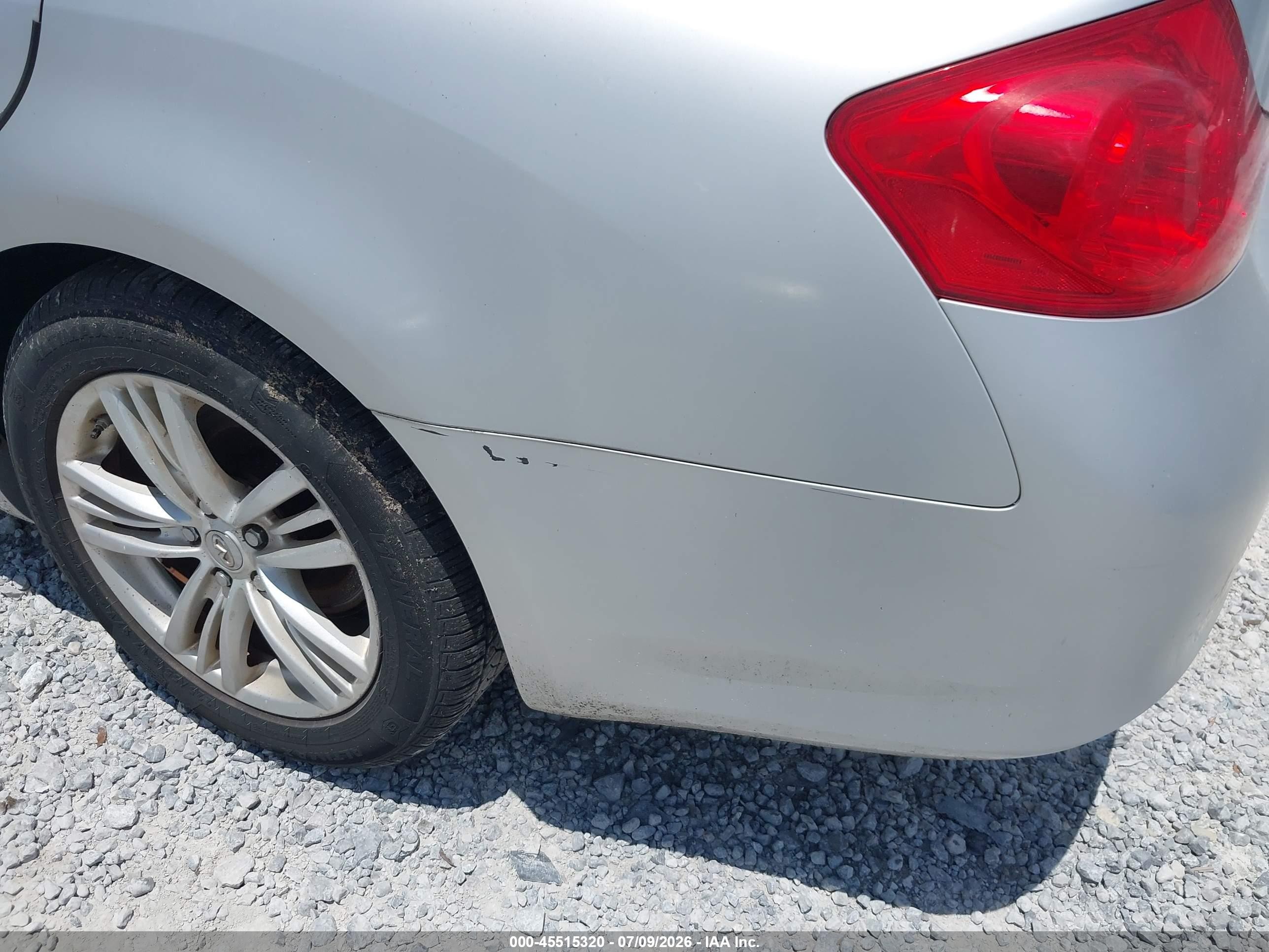 2010 Infiniti G37 Journey Silver vin: JN1CV6AP2AM402564