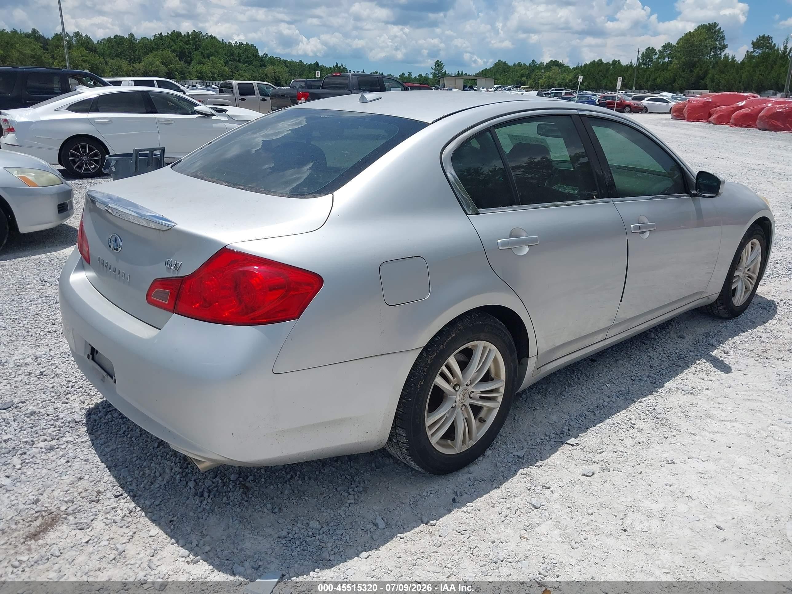 2010 Infiniti G37 Journey Silver vin: JN1CV6AP2AM402564