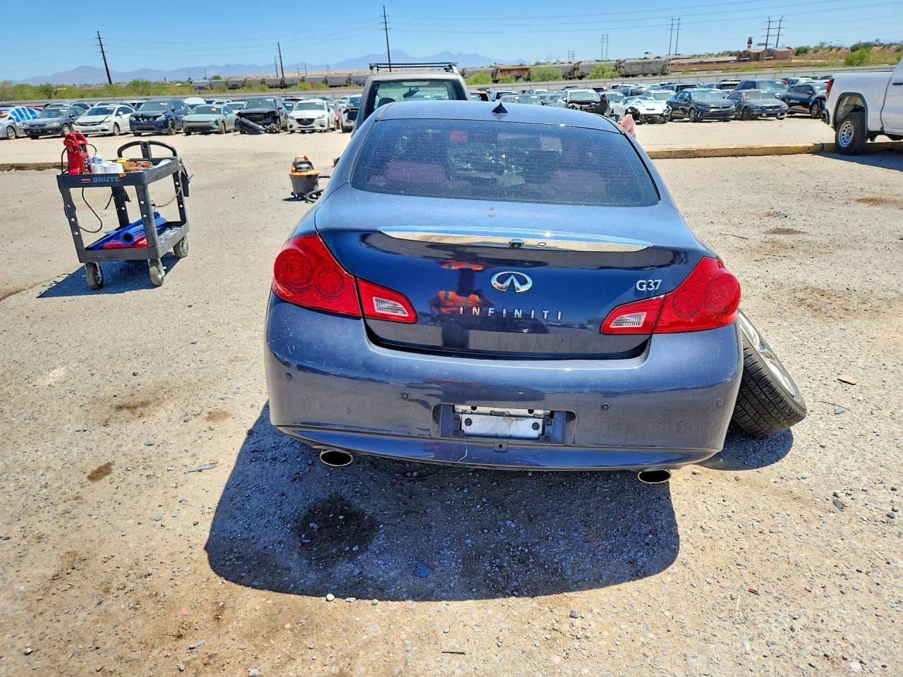 2011 Infiniti G37 Sedan Journey Charcoal vin: JN1CV6AP2BM300795