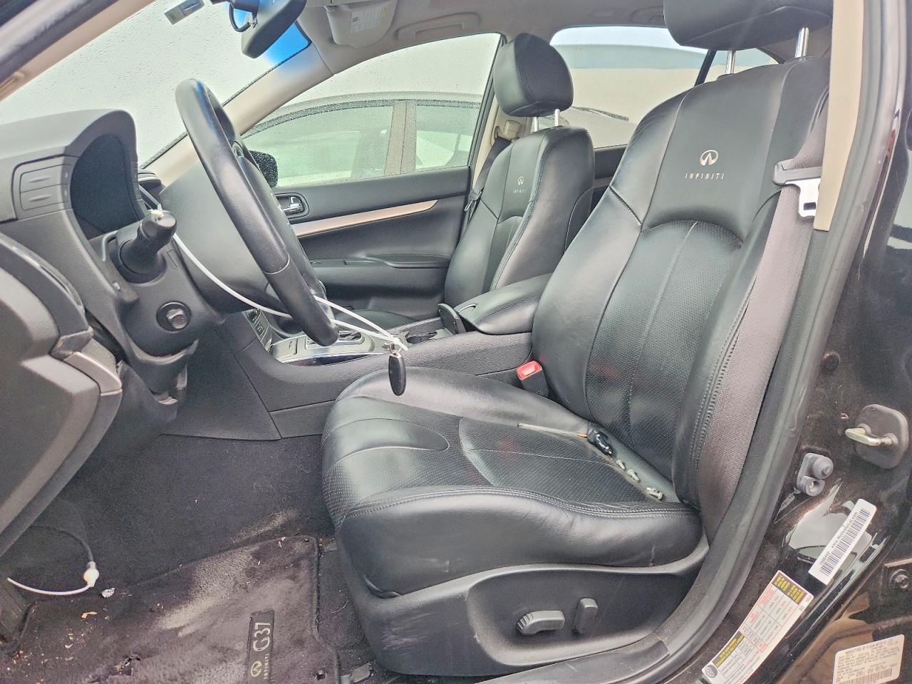 2011 Infiniti G37 Sedan Journey Black vin: JN1CV6AP2BM501385
