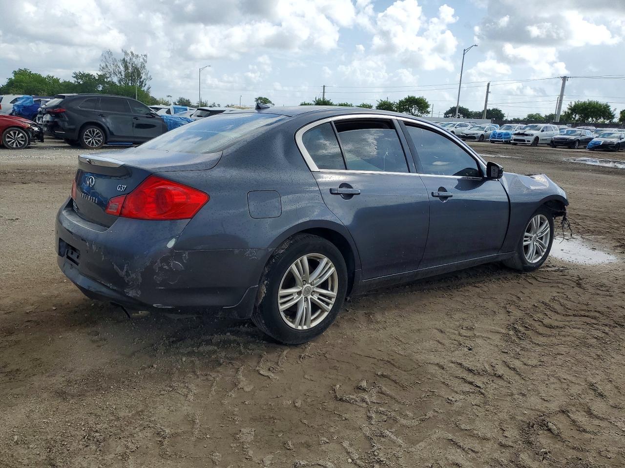 2011 Infiniti G37 Sedan Journey Gray vin: JN1CV6AP2BM509731