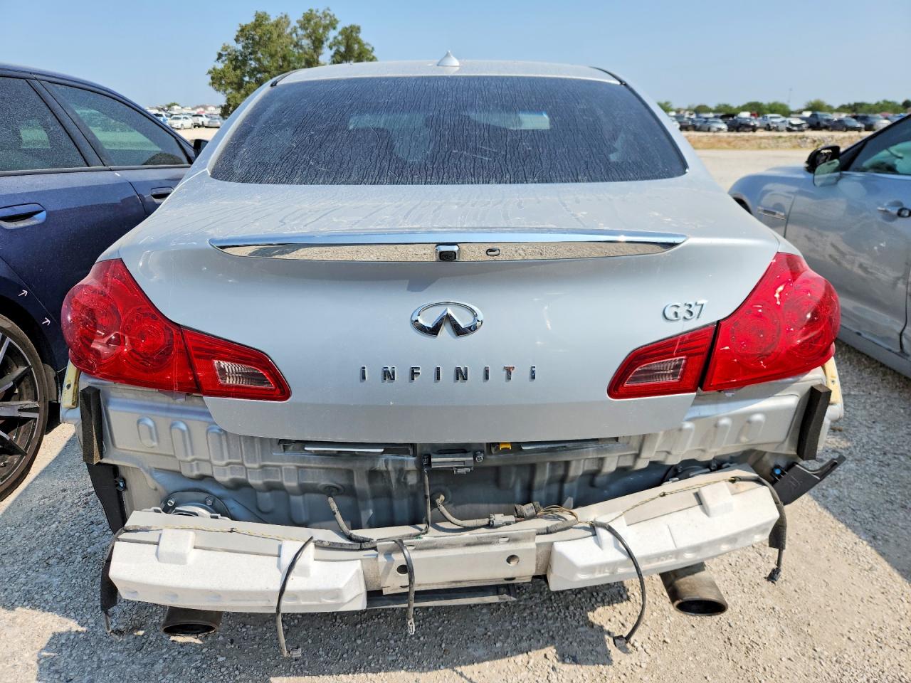 2012 Infiniti G37 Sedan Journey Серебряный vin: JN1CV6AP2CM930186