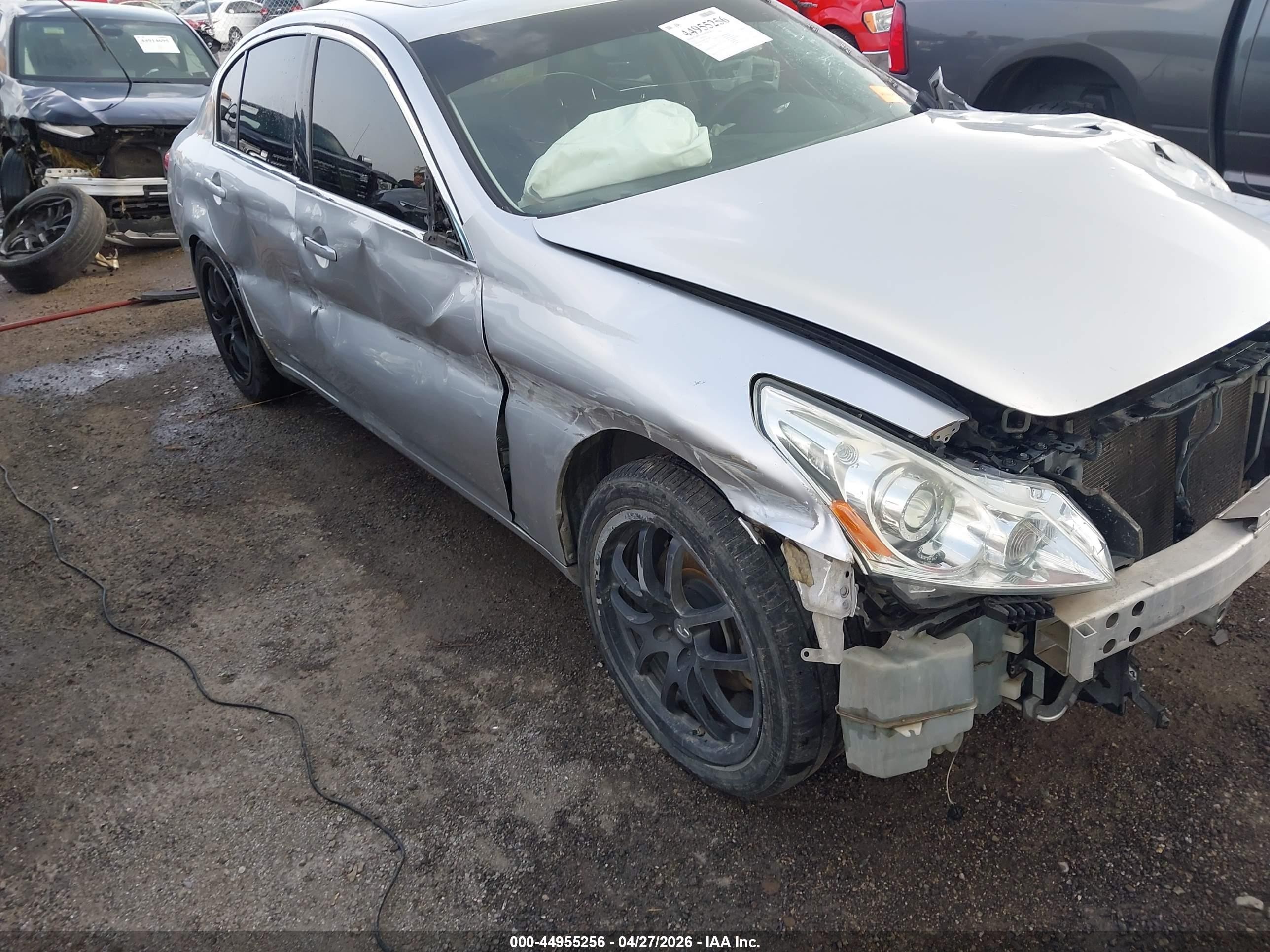 2012 Infiniti G37 Journey Silver vin: JN1CV6AP2CM931466