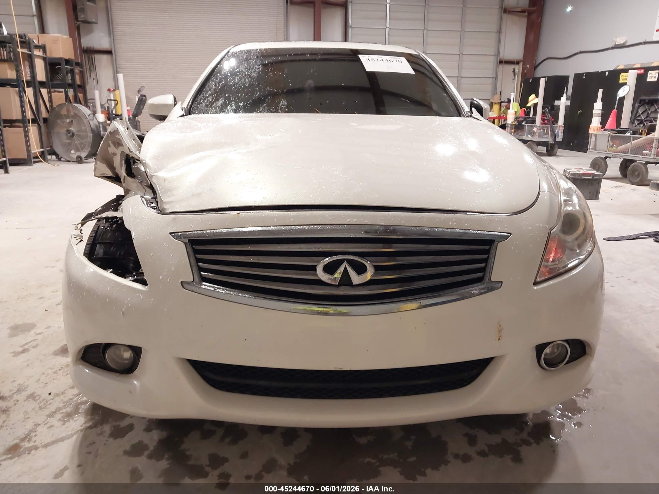 2013 Infiniti G37 Journey White vin: JN1CV6AP2DM305076