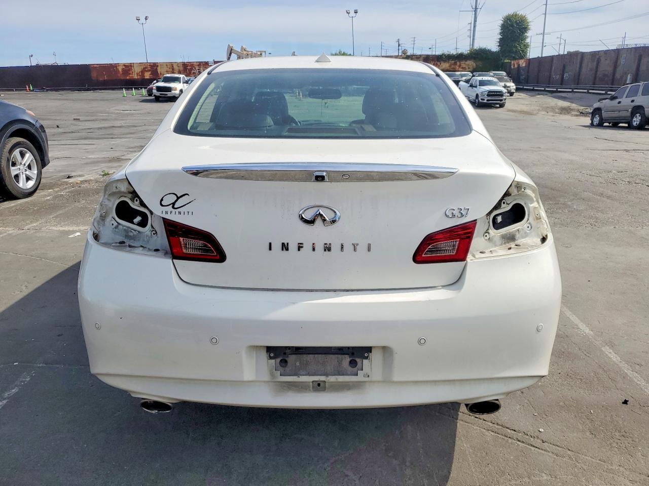 2013 Infiniti G37 Sedan Journey White vin: JN1CV6AP2DM305269
