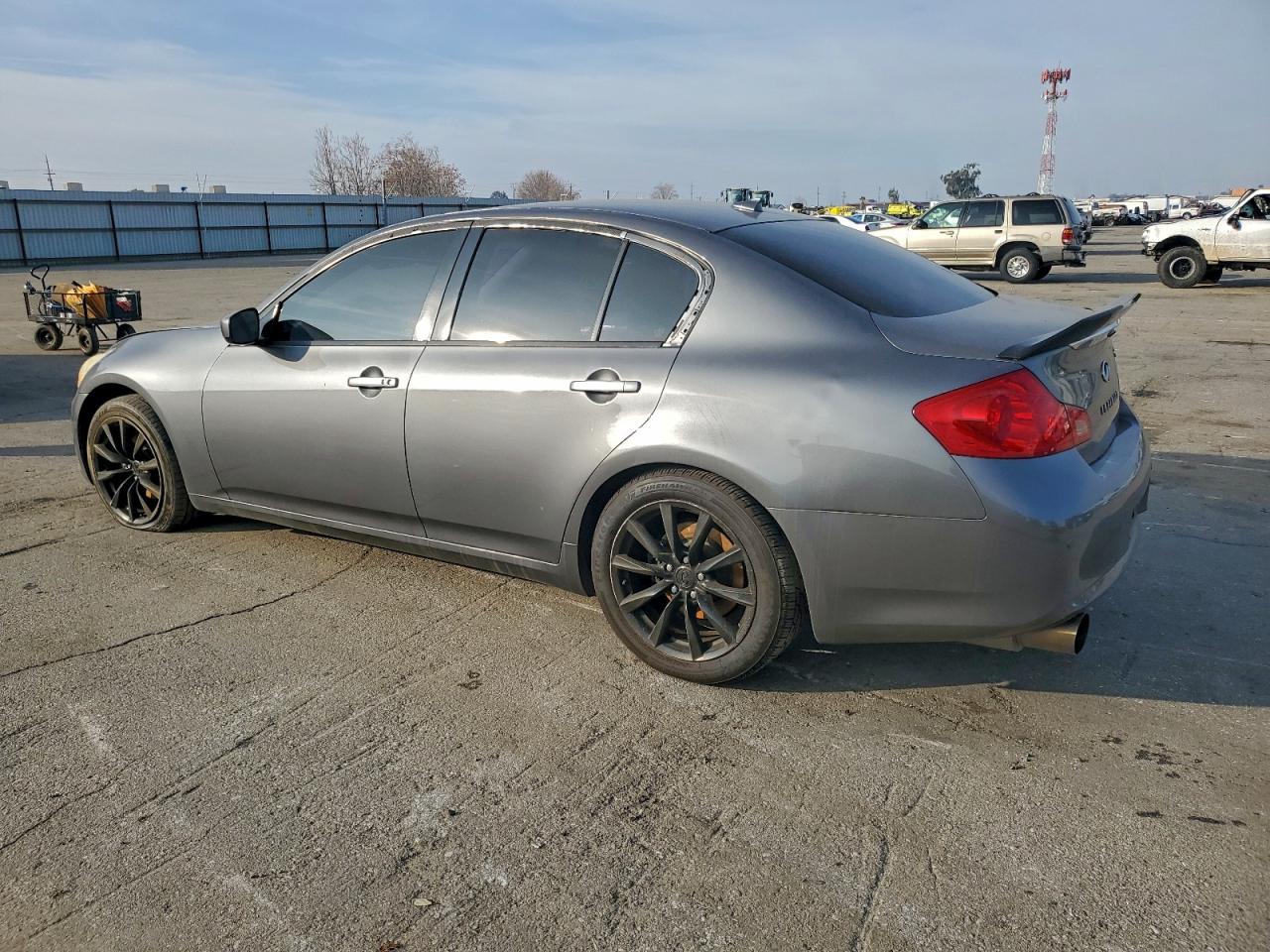 2013 Infiniti G37 Base Серый vin: JN1CV6AP2DM711228
