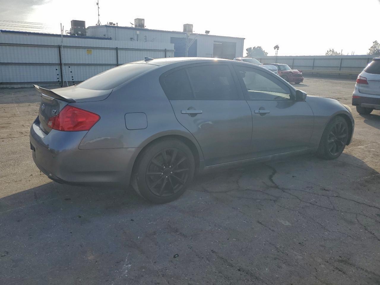 2013 Infiniti G37 Base Серый vin: JN1CV6AP2DM711228