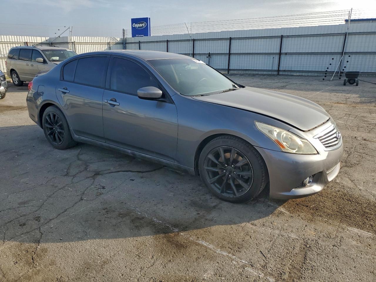 2013 Infiniti G37 Base Серый vin: JN1CV6AP2DM711228