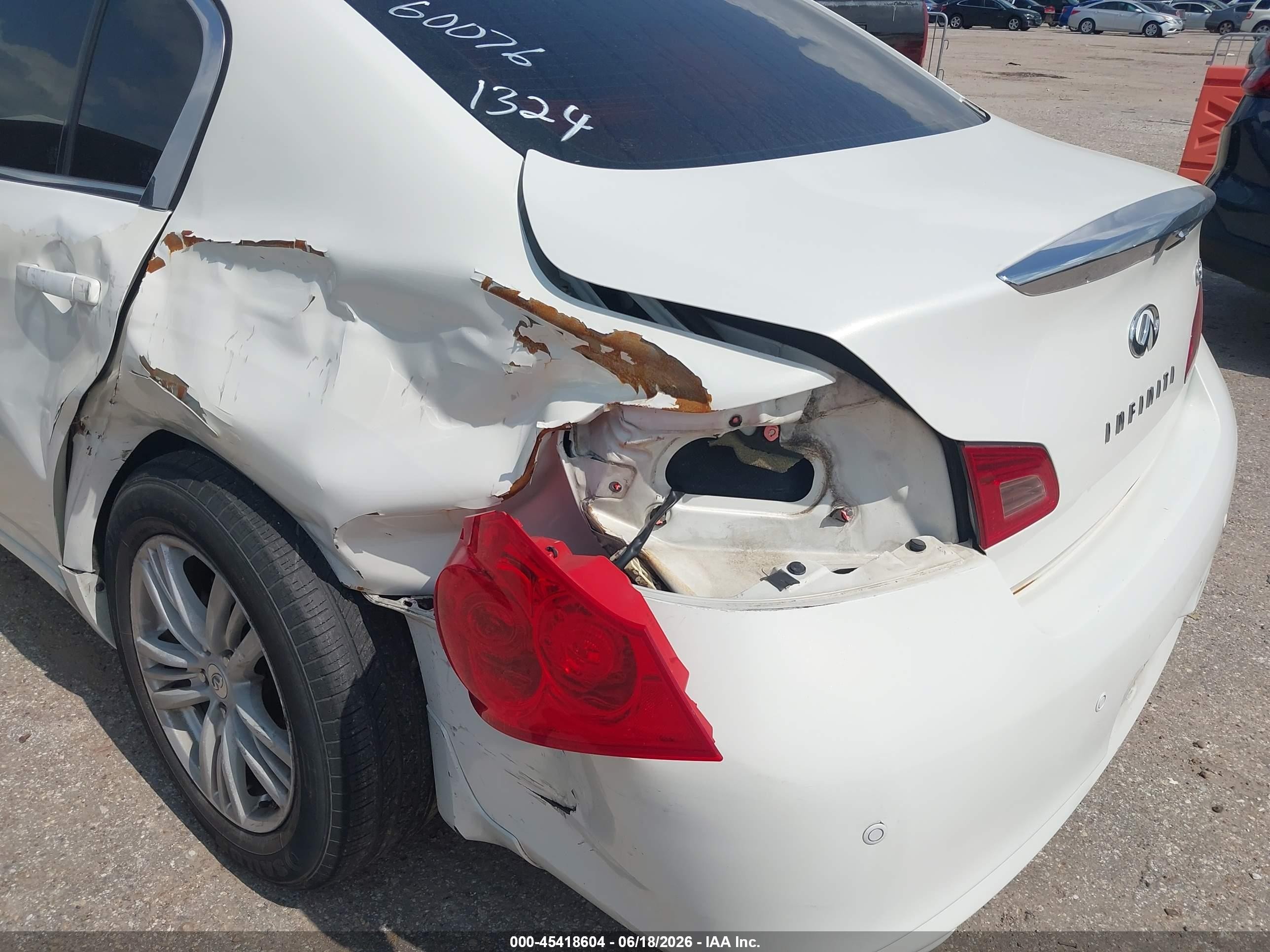 2010 Infiniti G37 Journey White vin: JN1CV6AP3AM203829