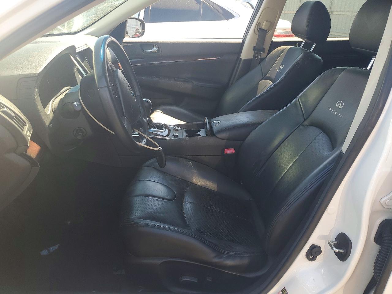 2010 Infiniti G37 Sedan Base White vin: JN1CV6AP3AM204334