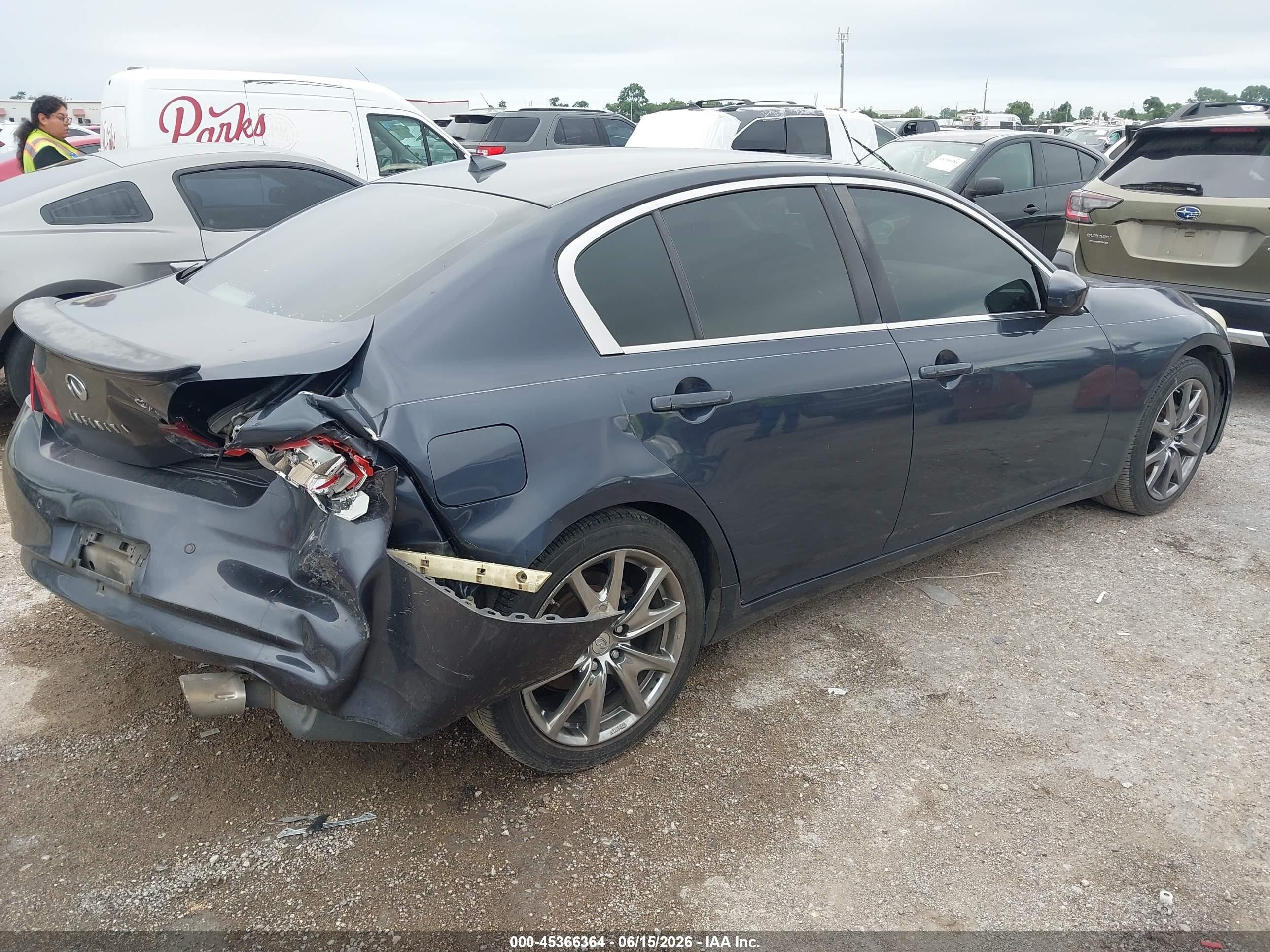 2011 Infiniti G37 Journey Blue vin: JN1CV6AP3BM304483