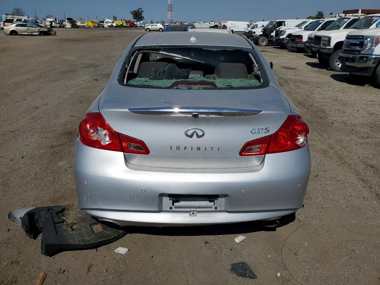 2011 Infiniti G37 Sedan Journey Silver vin: JN1CV6AP3BM501332